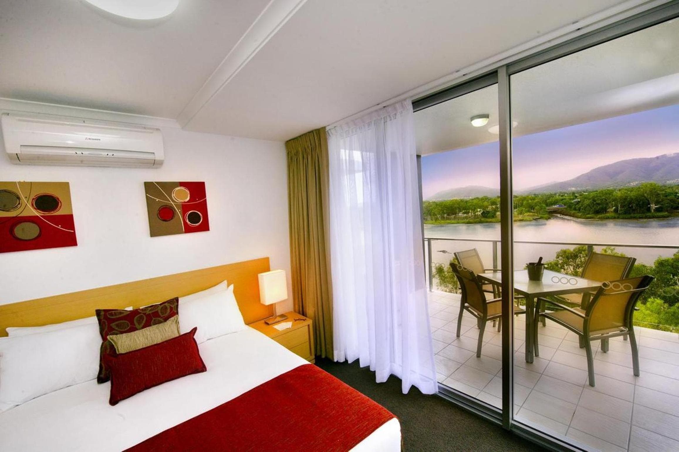 Edge Apartment Hotel, Rockhampton, photo 6