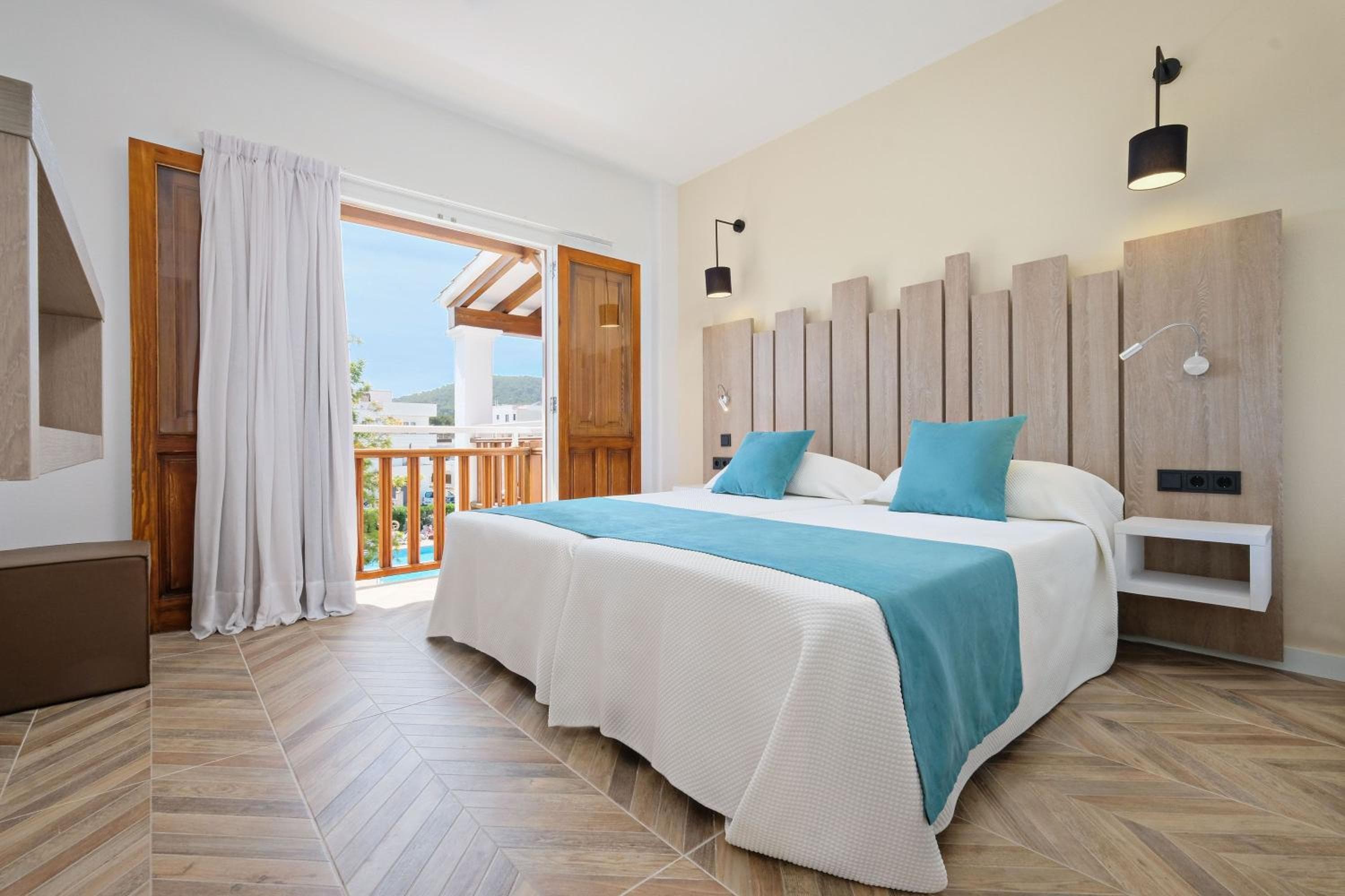 azuLine Apartamentos Can Sanso, Santa Eularia des Riu, photo 4