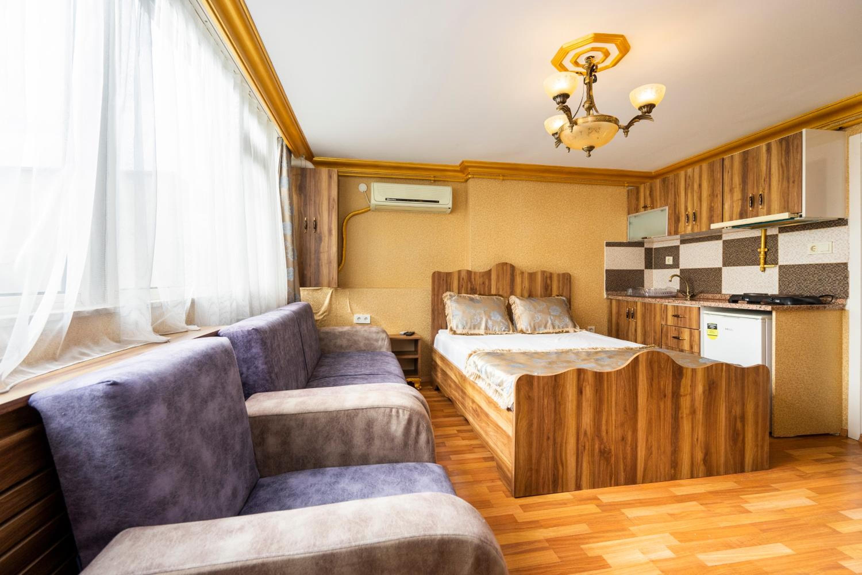 Kervanchi, Istanbul
