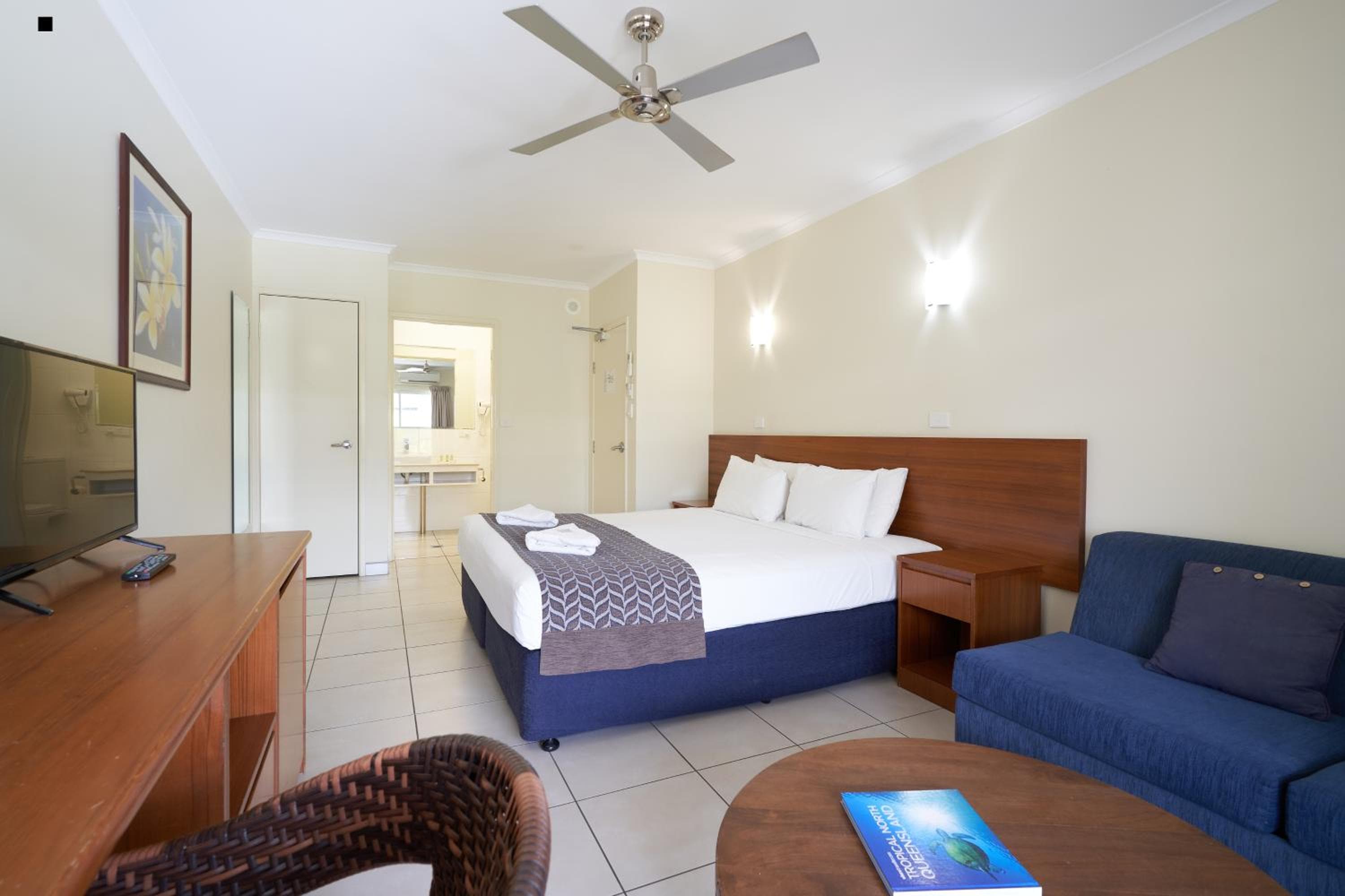 Cairns Queenslander Hotel & Apartments, Cairns, photo 4