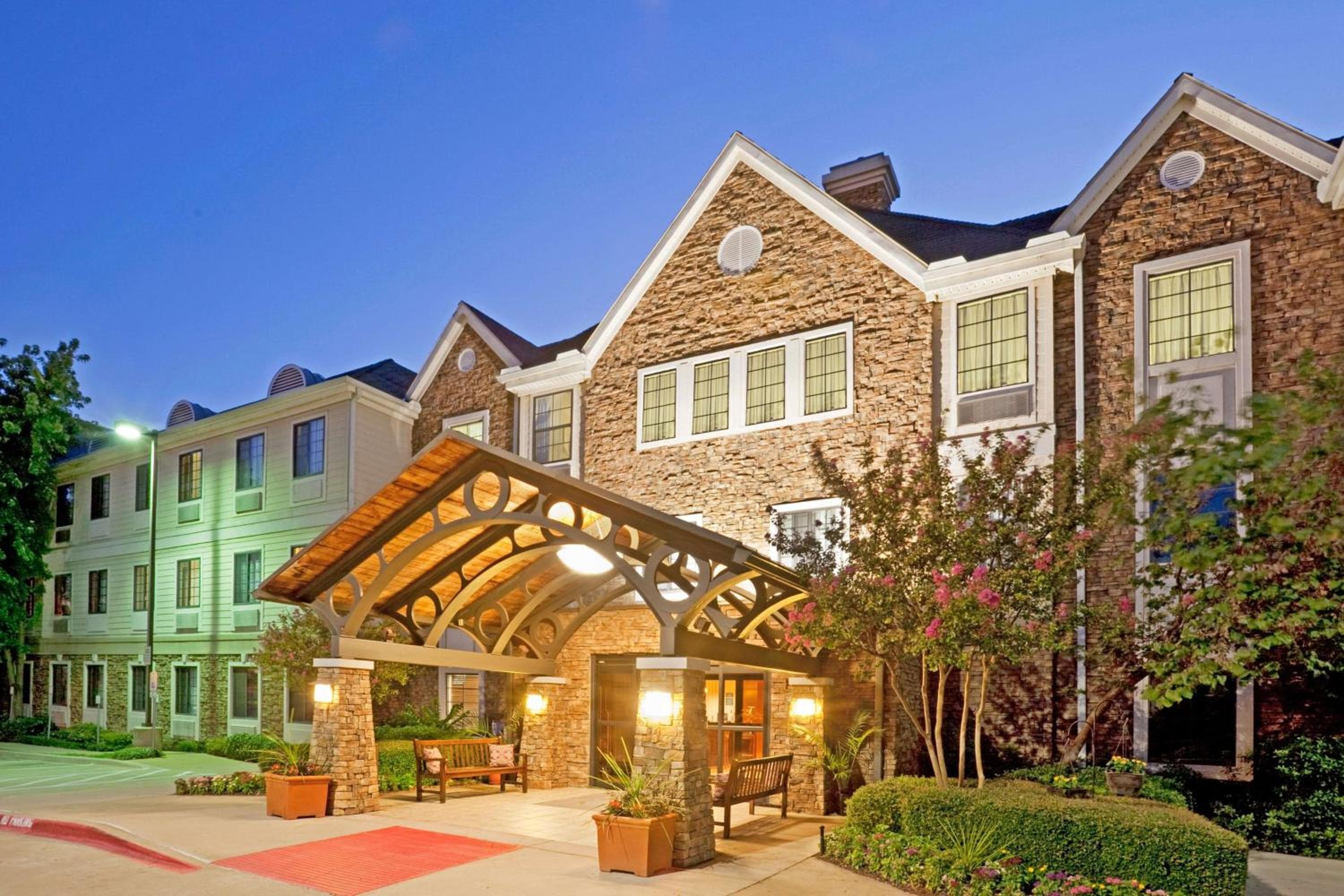Staybridge Suites Irving Las Colinas by IHG, Irving