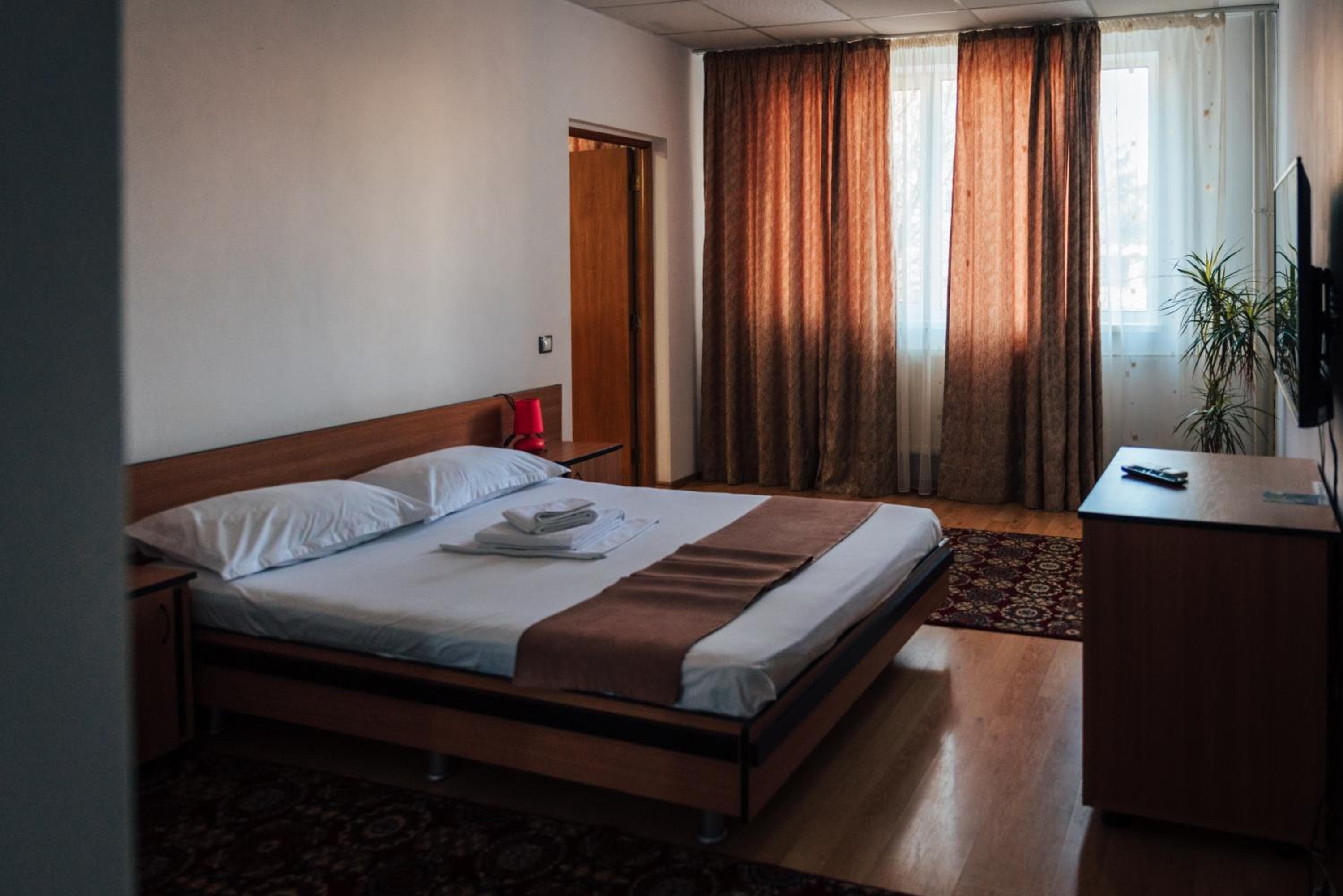 HOTEL K2 CITY, Caracal, photo 6
