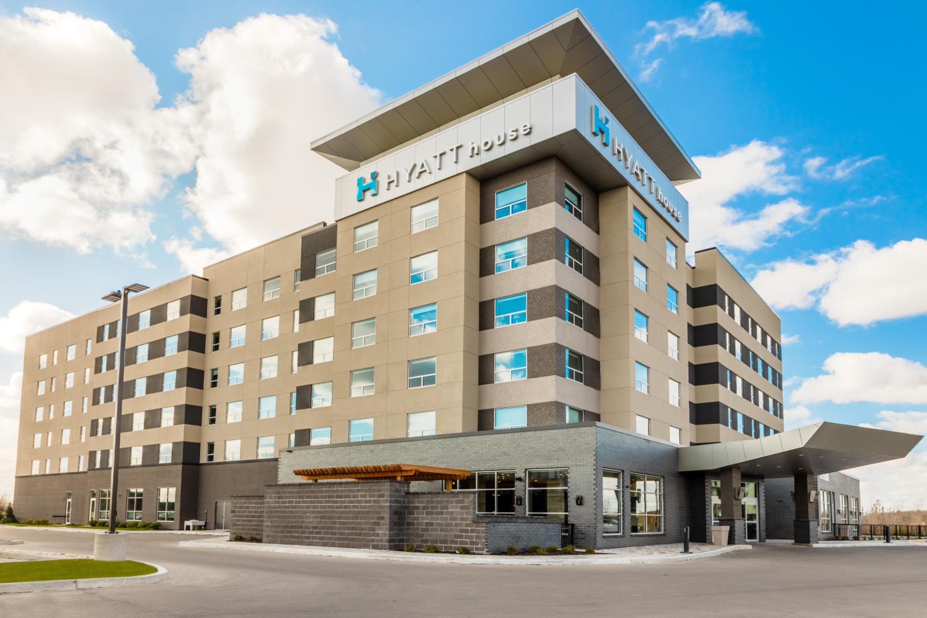 Hyatt House Winnipeg South Outlet Collection, Winnipeg
