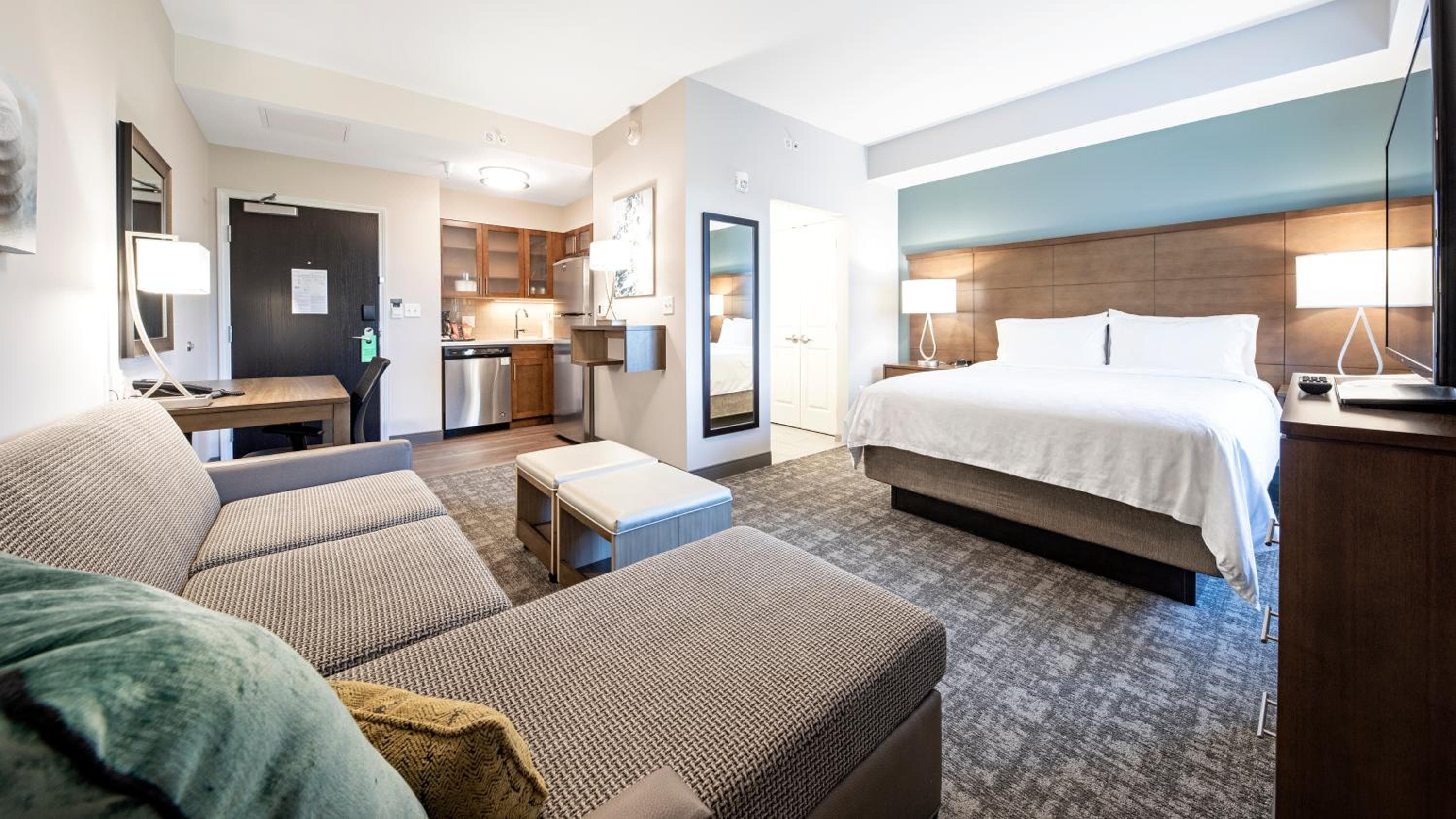 Staybridge Suites - Naples - Marco Island by IHG, Naples, photo 3
