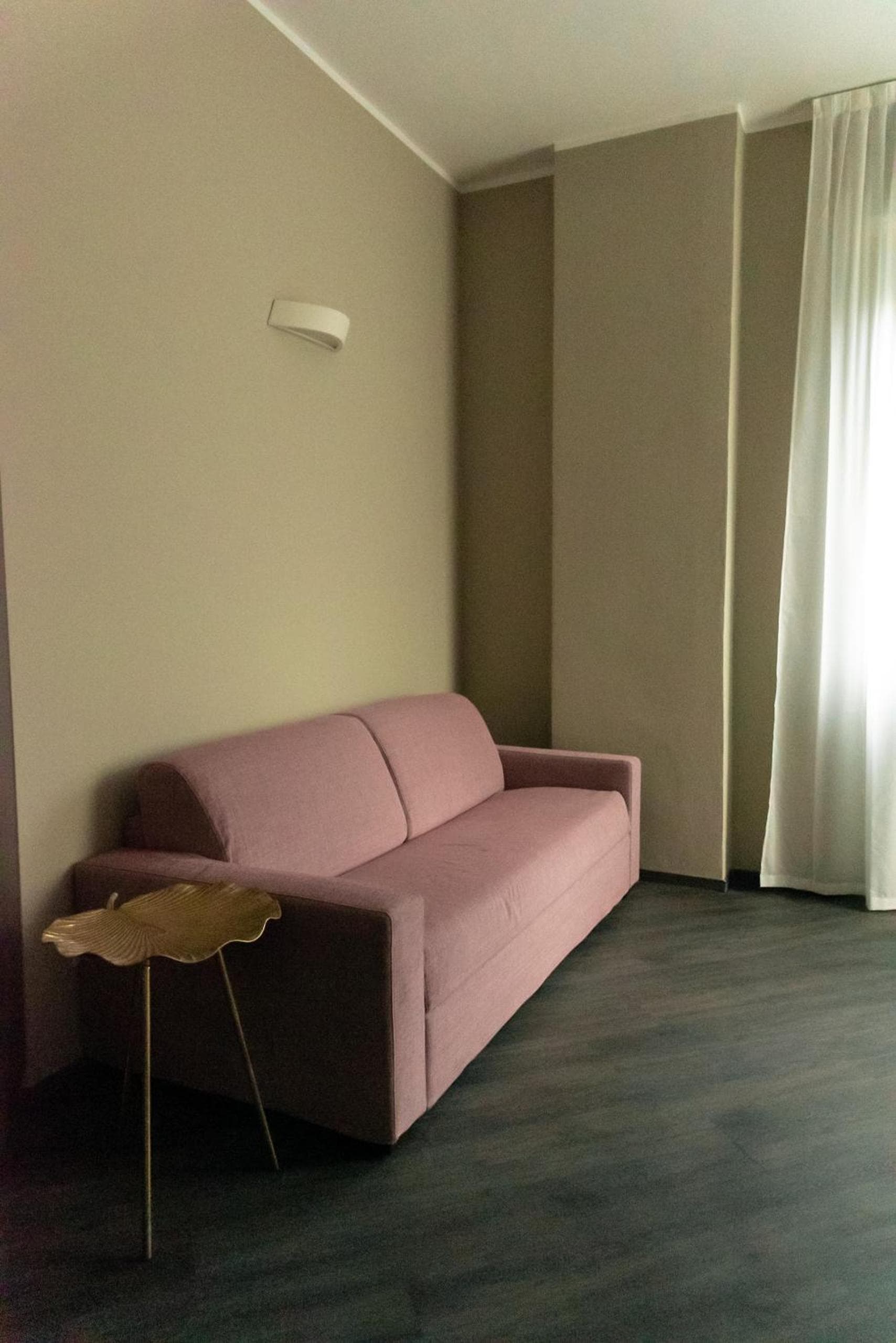 Bob W Milan Ticinese, Milan, photo 2