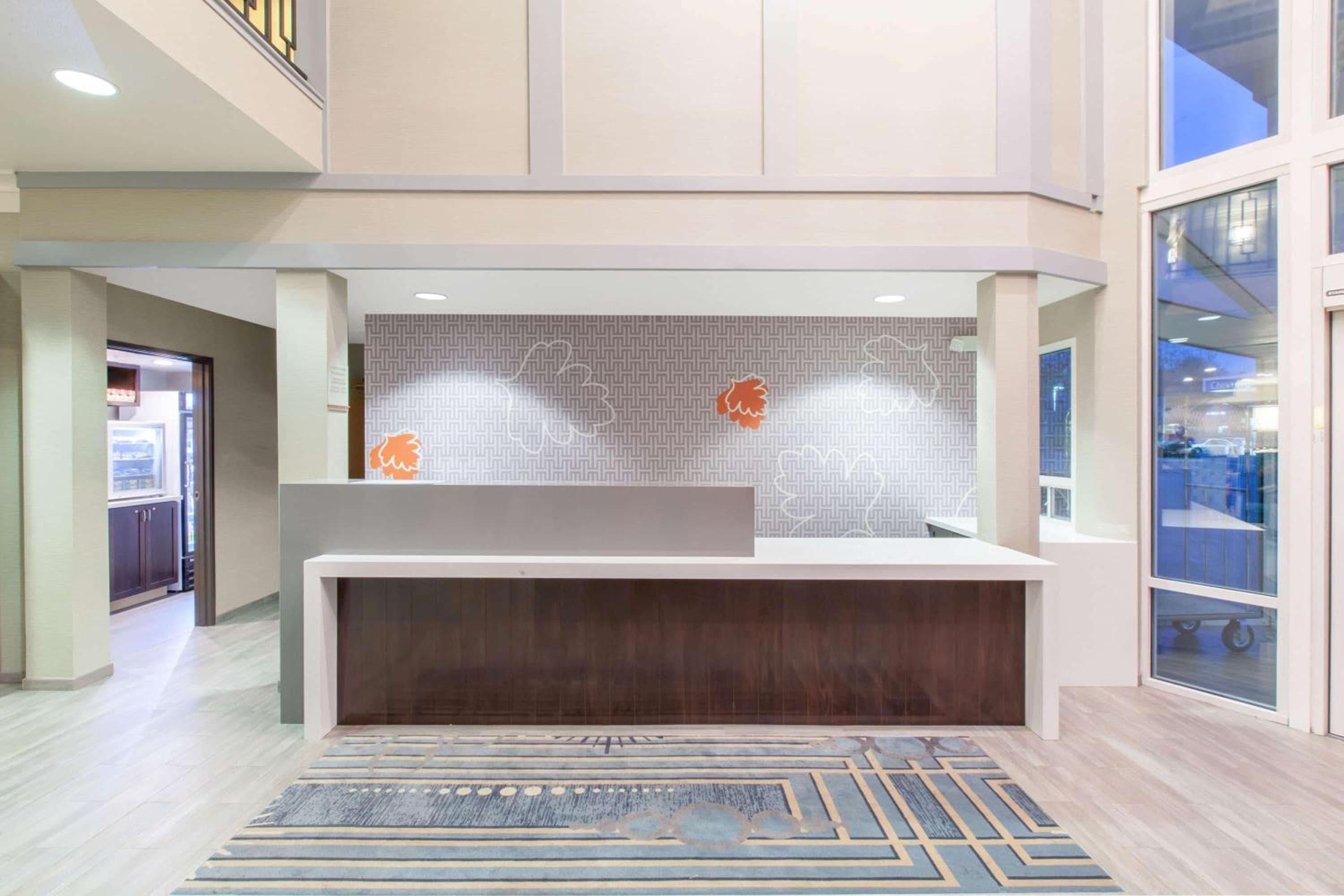 Hawthorn Suites by Wyndham Livermore, Livermore, photo 2