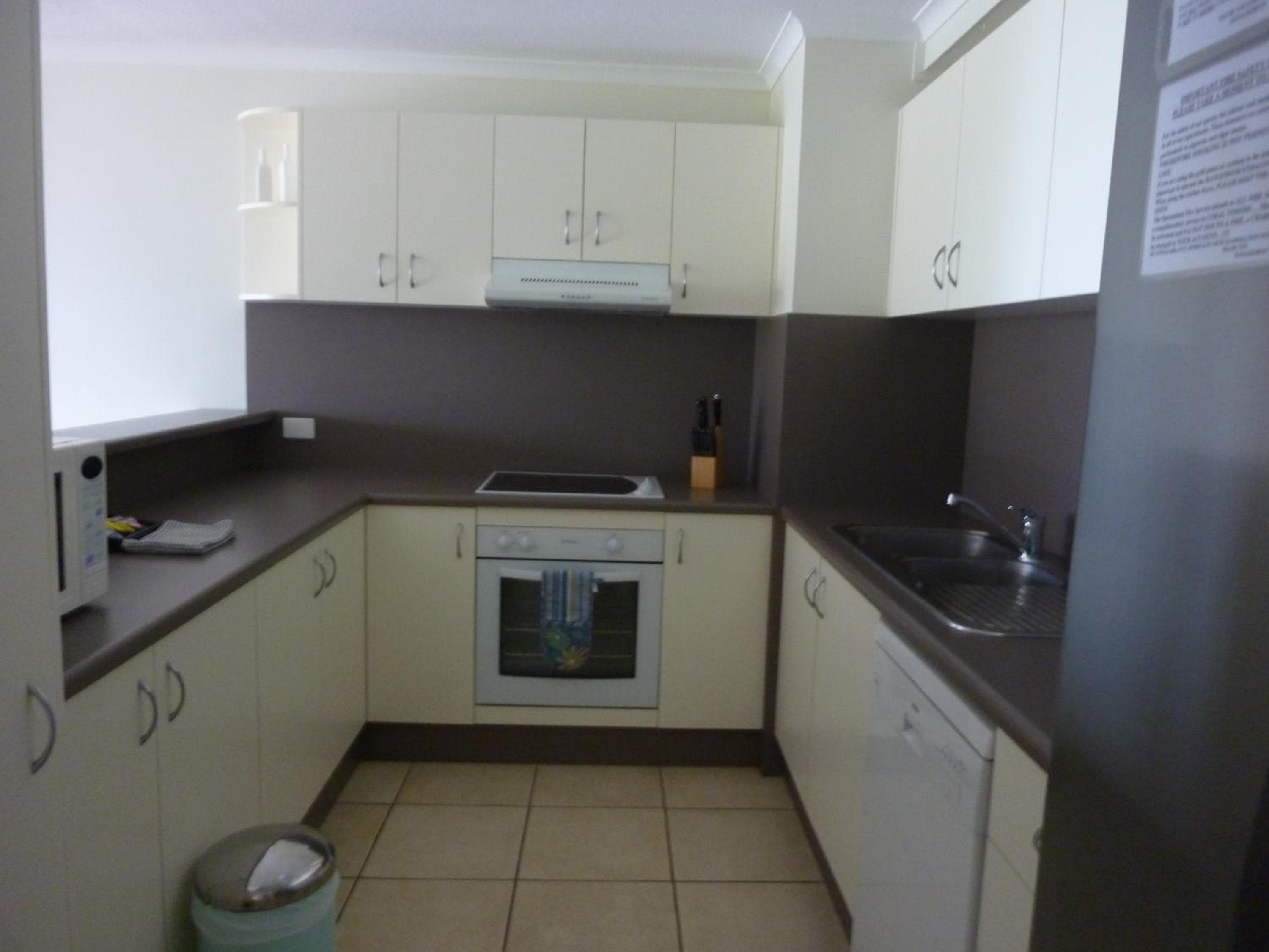 Coral Towers Holiday Suites, Cairns, photo 6
