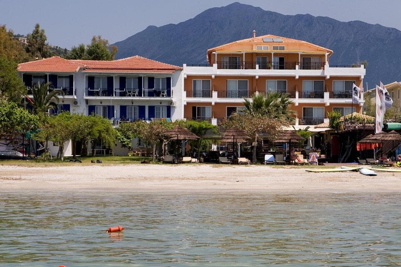 Nefeli Wind Club, Vasiliki