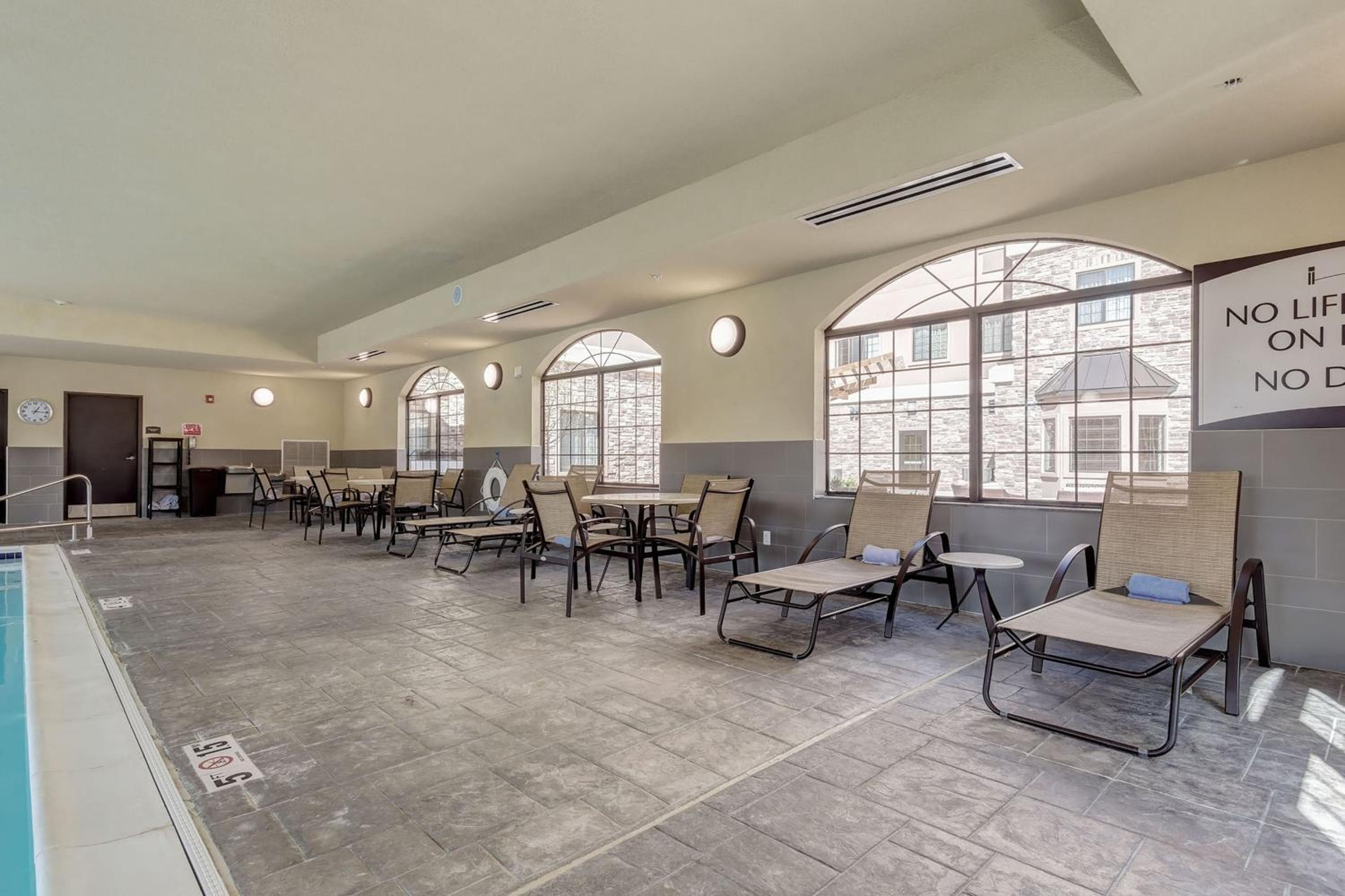 Staybridge Suites St Louis - Westport by IHG, Saint Louis, photo 2