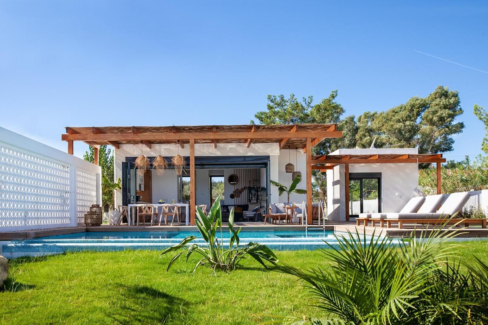 Sun 'n Chill, Boutique Apartments & Beach Villa, Lefkímmi