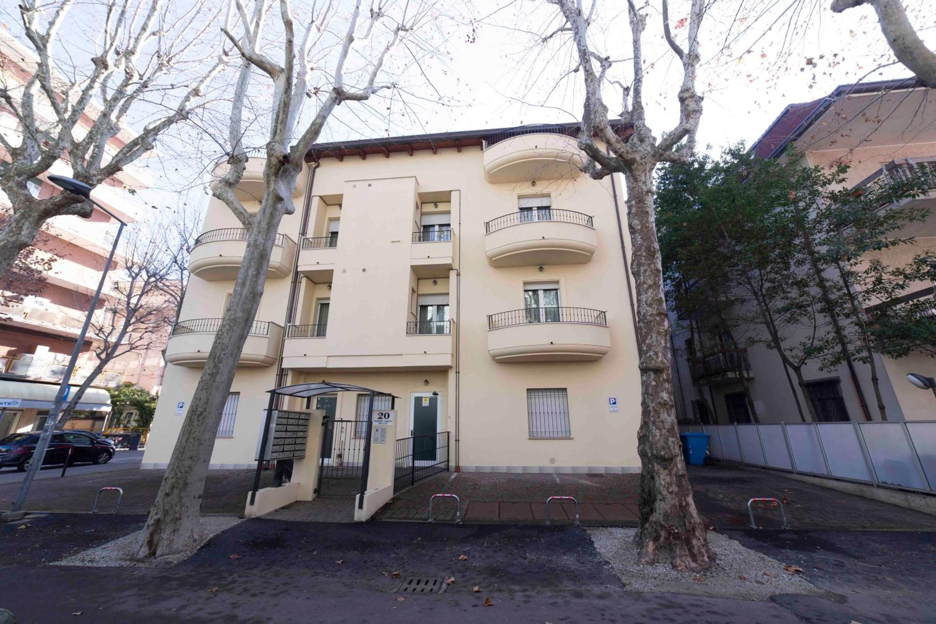 Residenza Melucci, Rimini