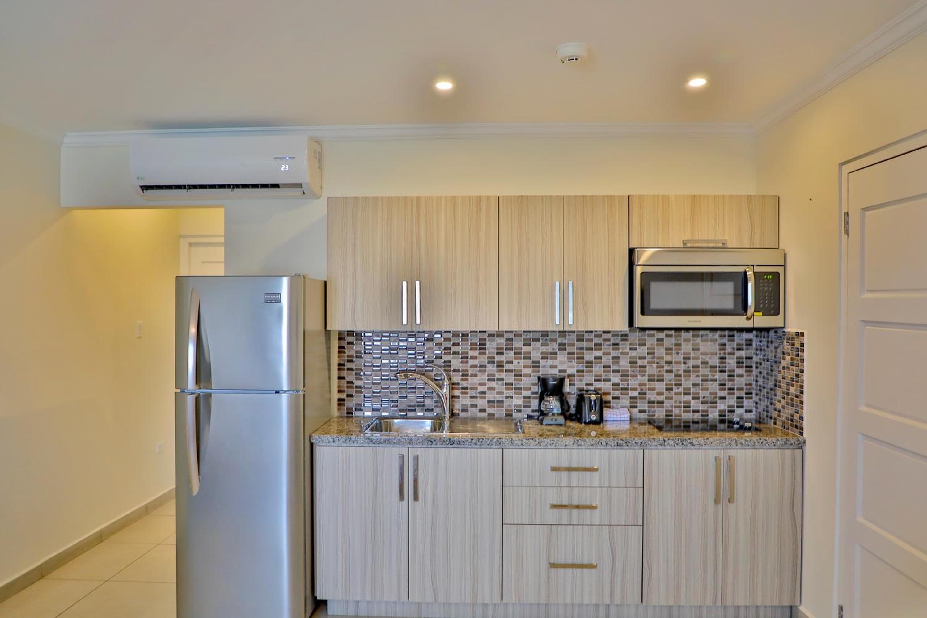 Pearl Aruba Condos, Palm-Eagle Beach, photo 6