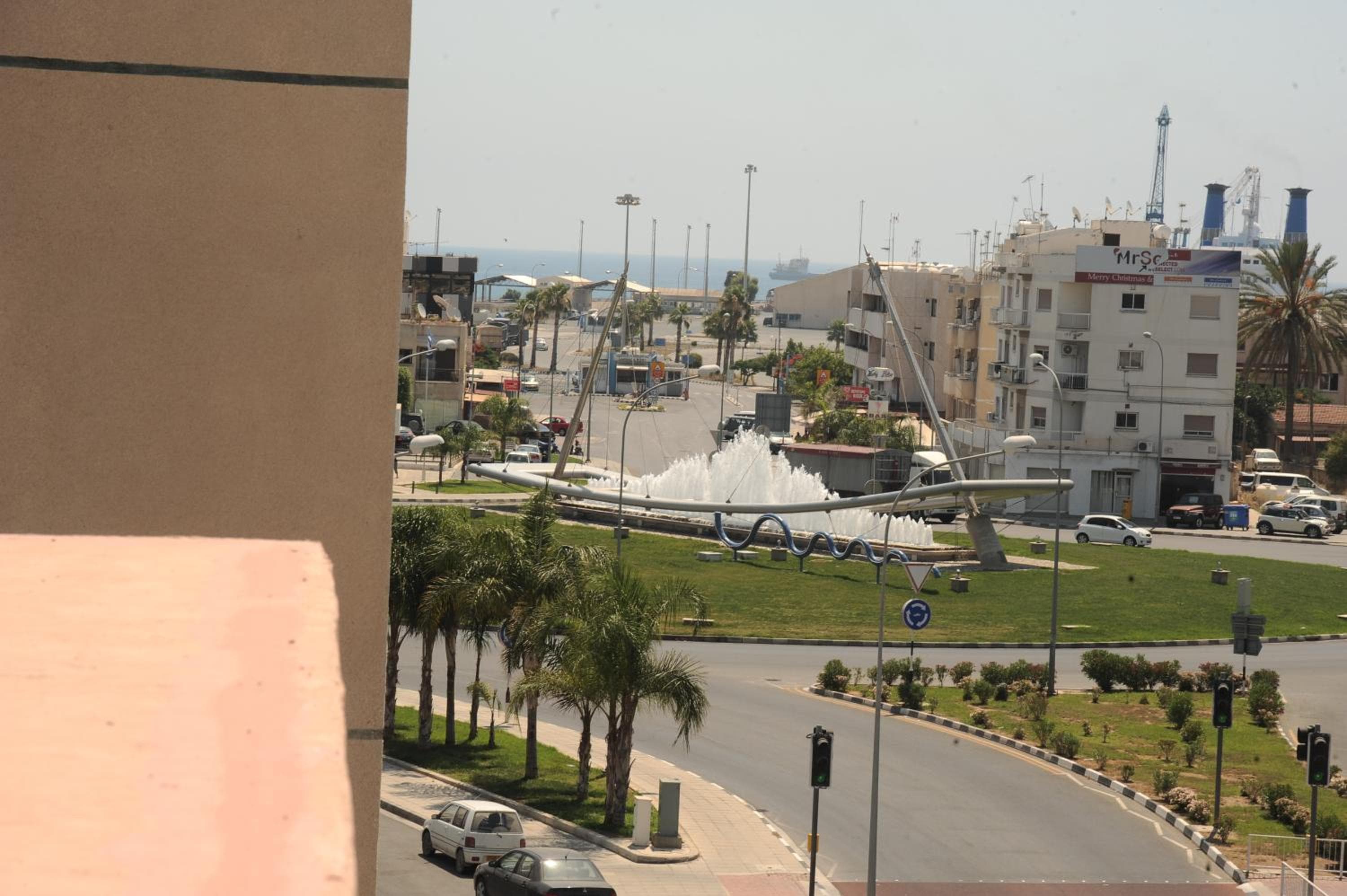 Elysso Apartments, Larnaka