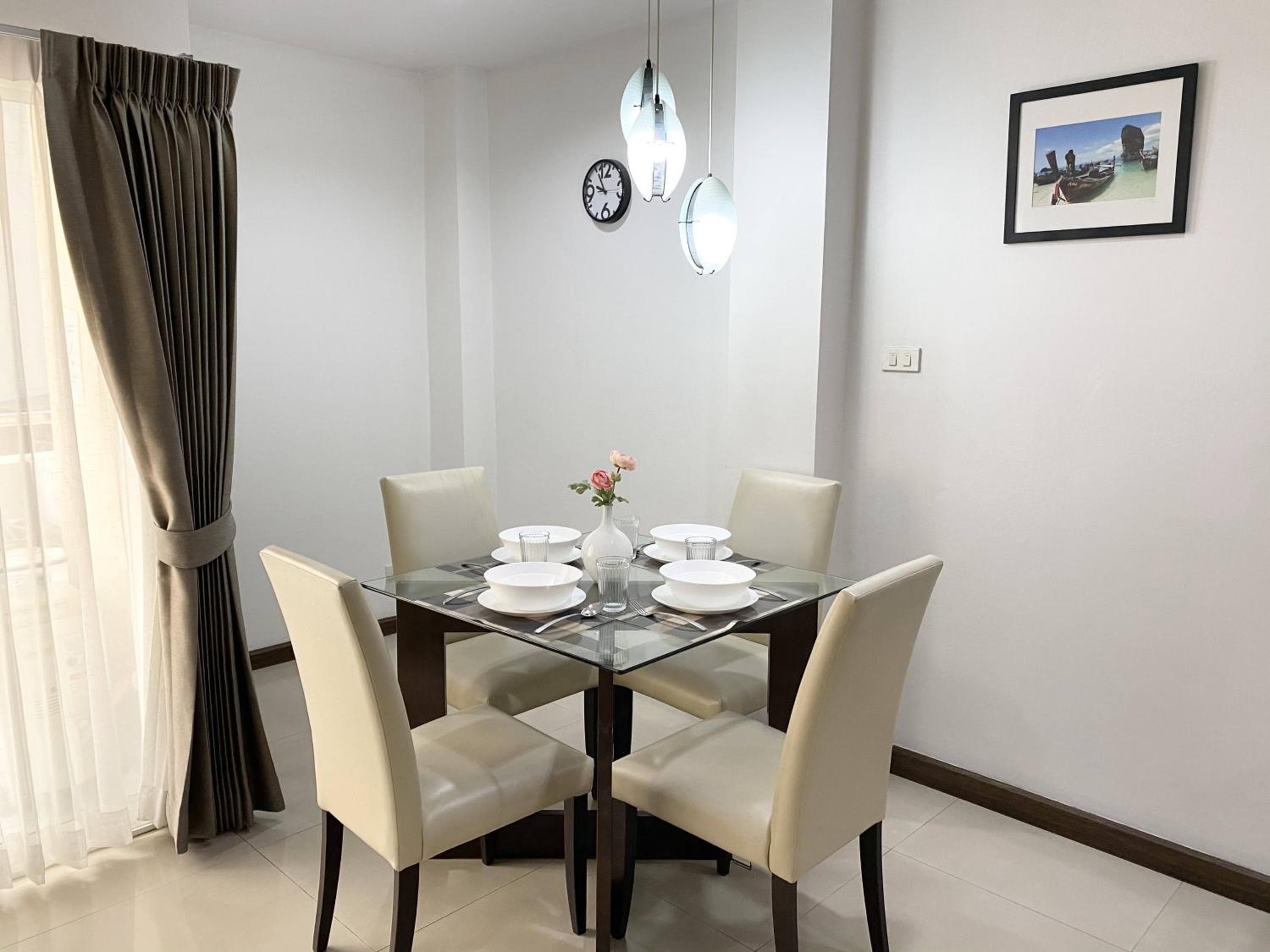 14 Place Sukhumvit Suites, Bangkok, photo 4