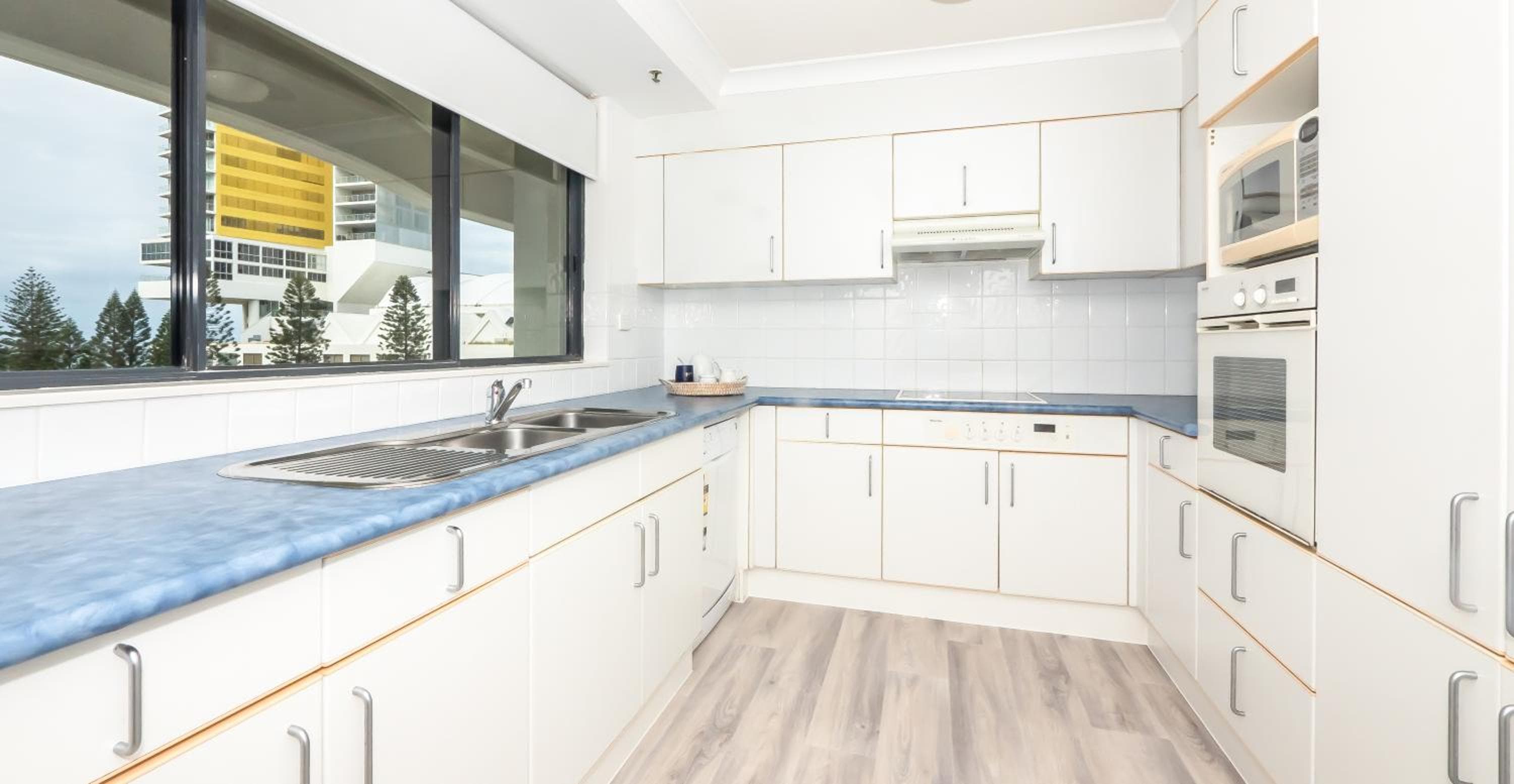 Victoria Square Apartments, Gold Coast, photo 4