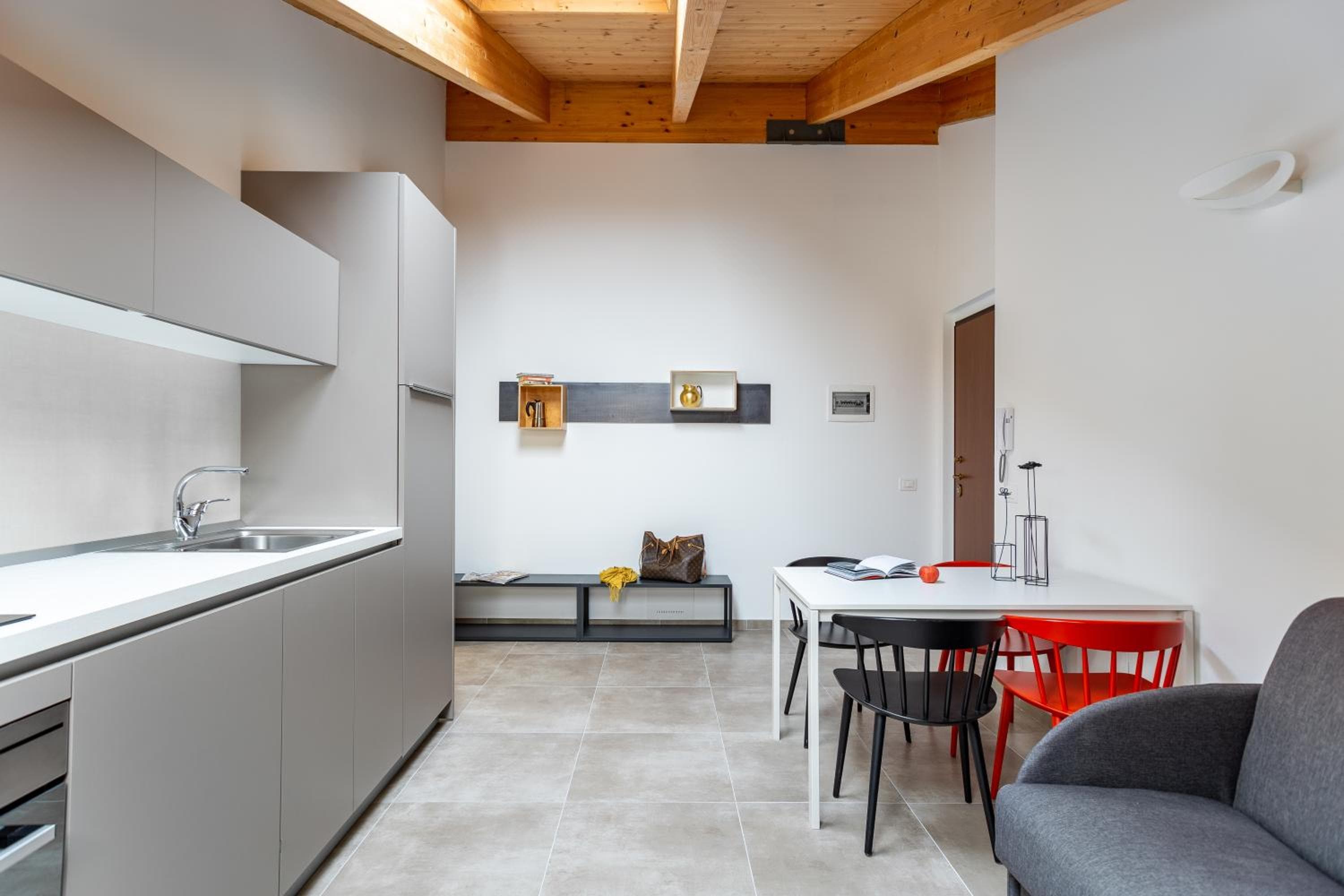 Aurum Aparthotels Pianell 10, Milan