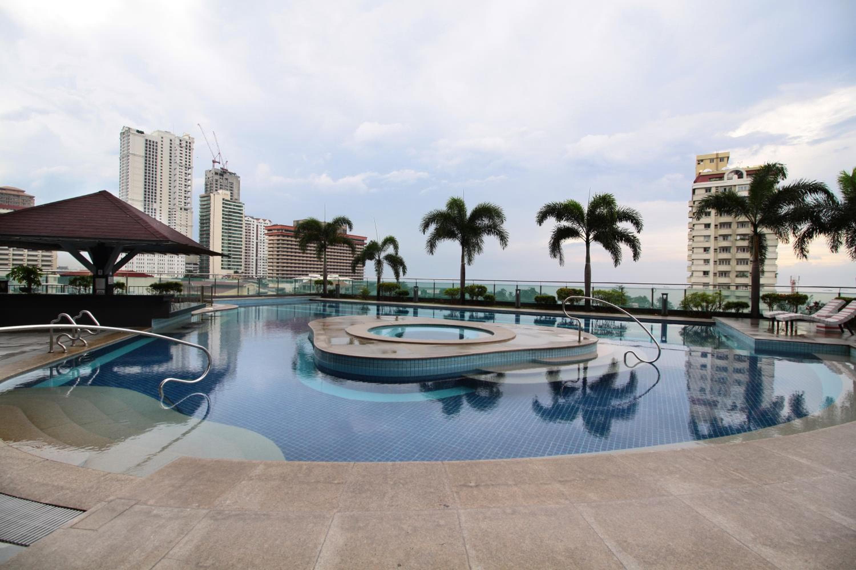 Malate Bayview Mansion city view, Manila, photo 2
