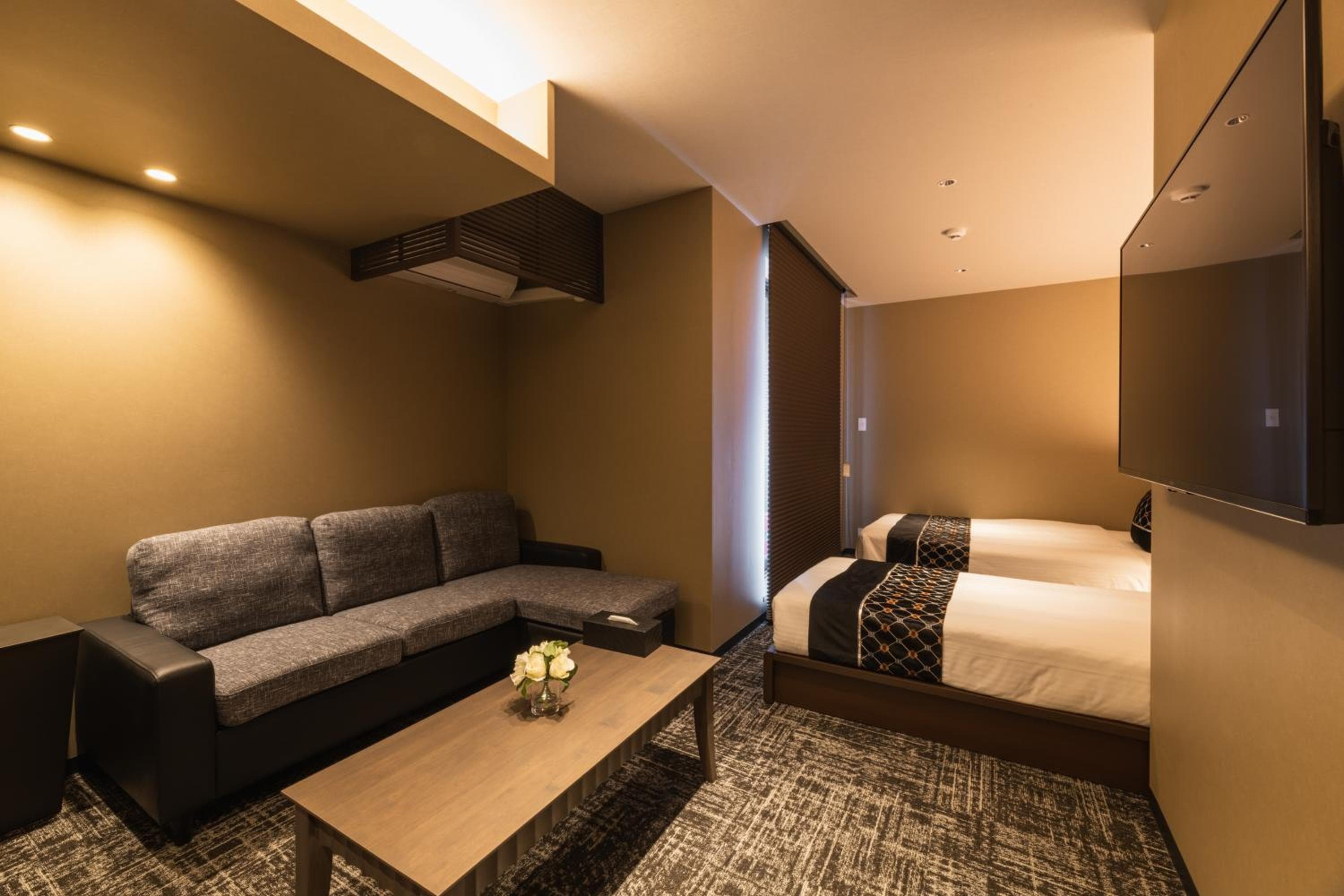 GRAND BASE Kagoshima Chuo, Kagoshima, photo 2