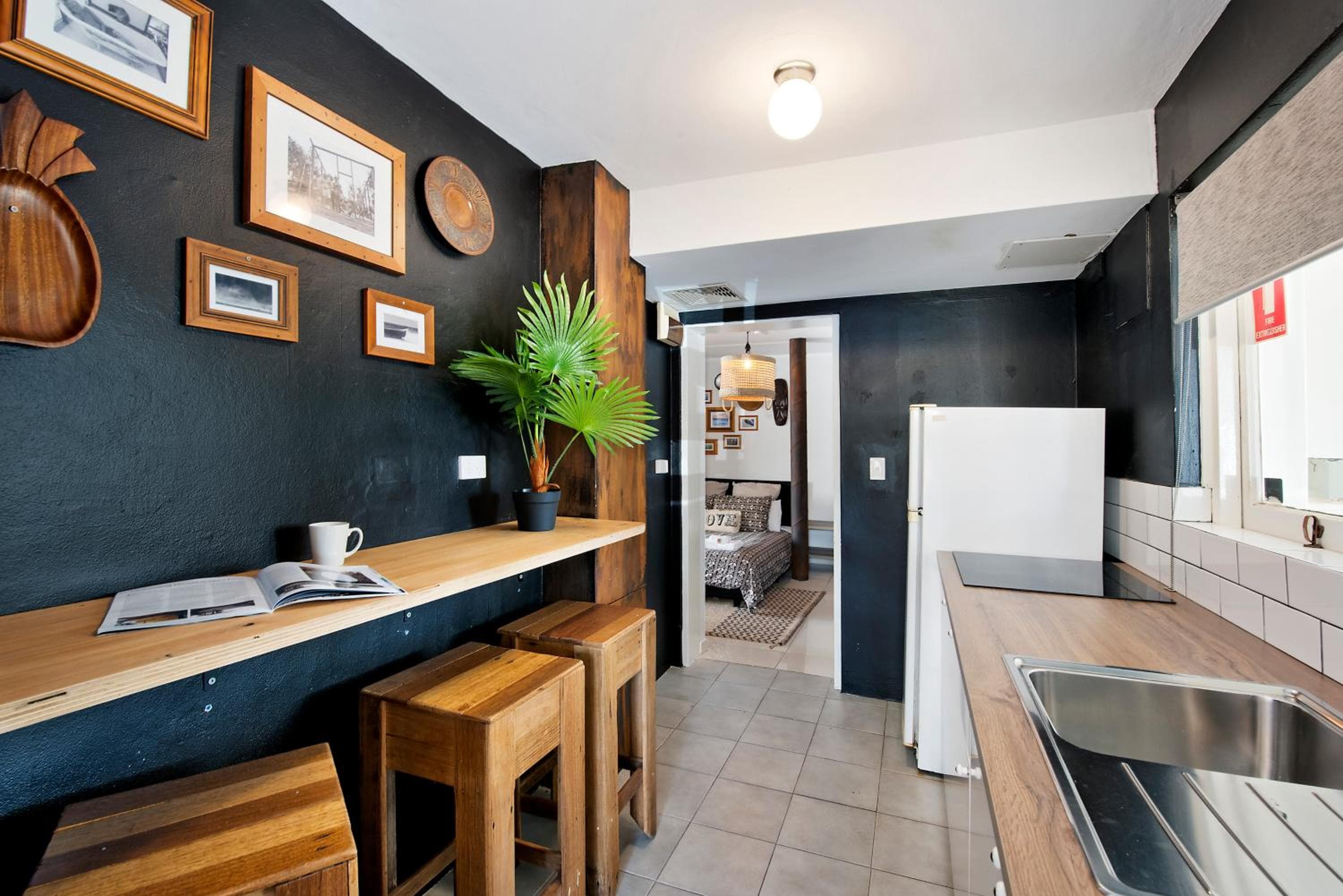 Manly Waves Studios & Apartments, Sydney