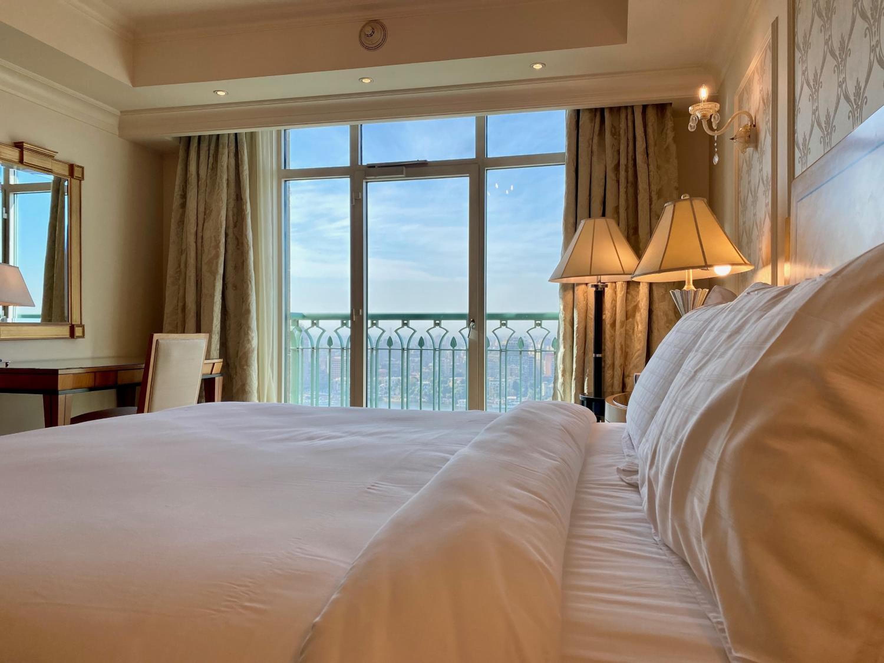 Chez Haytham At Four Seasons Nile Plaza Residential Suite, Cairo, photo 3