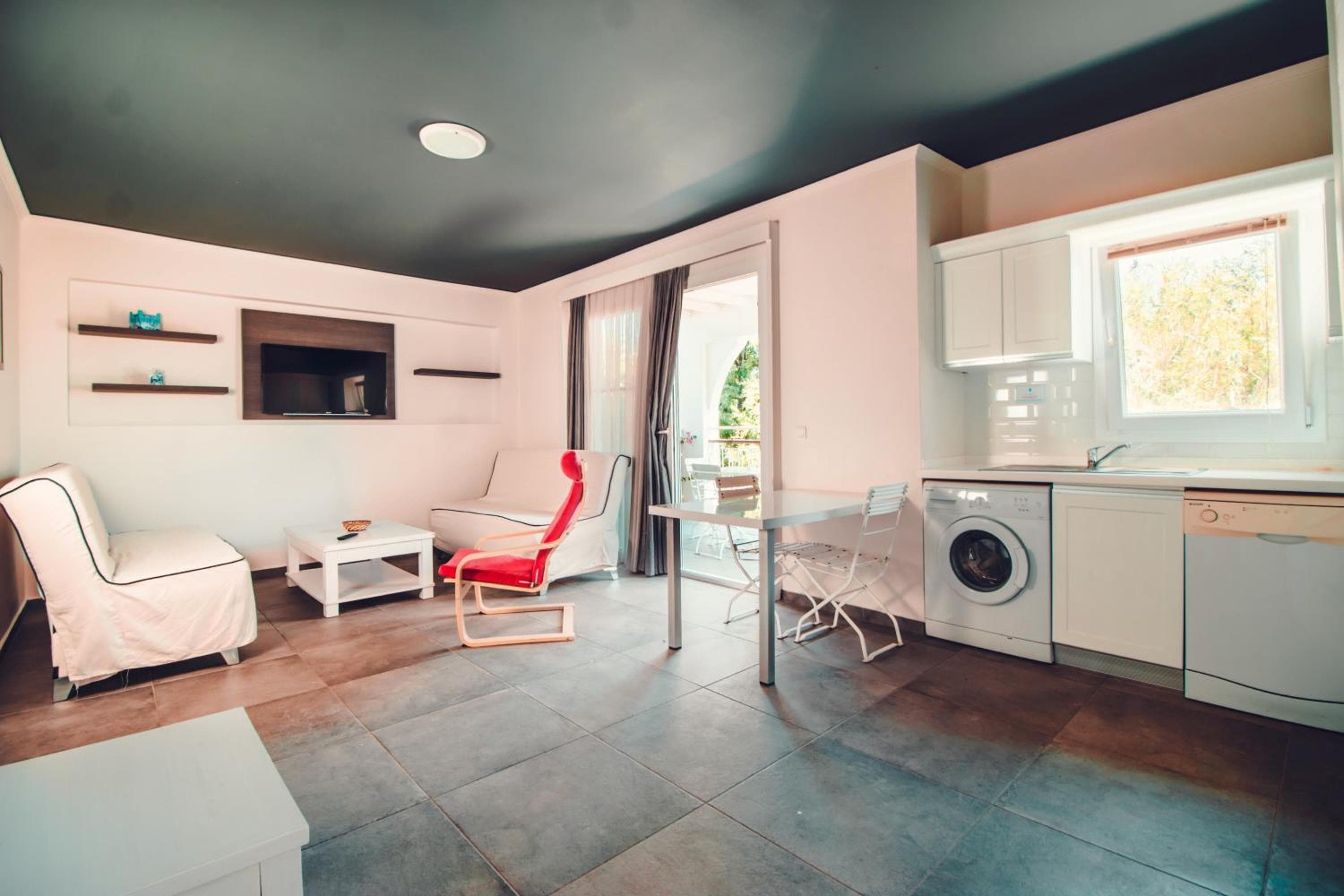 Muskebi Apart Otel, Ortakent, photo 2