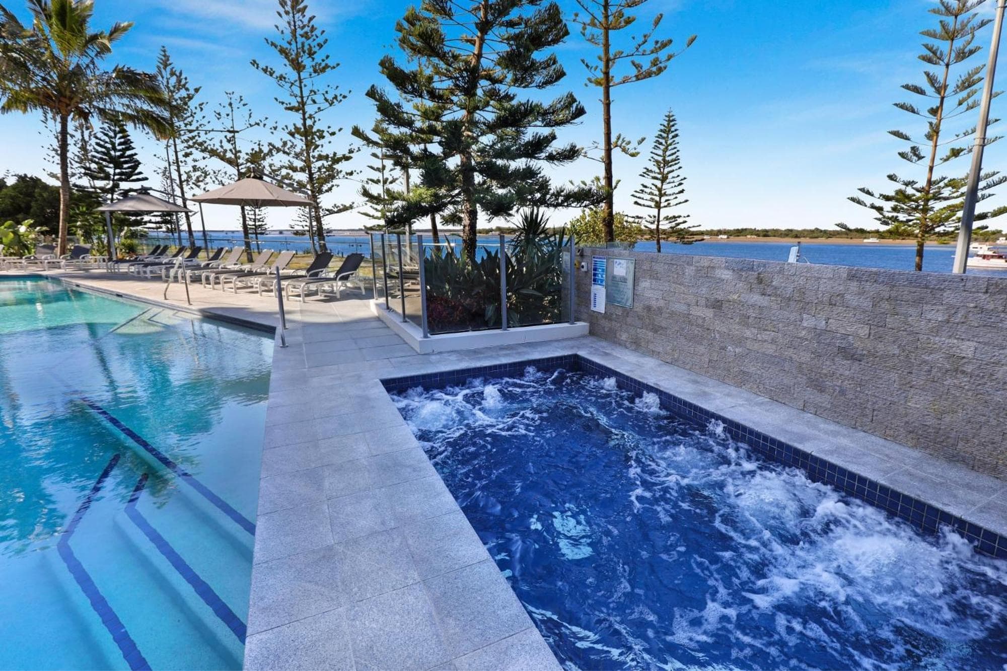 Silvershore Apartments on the Broadwater, photo 3