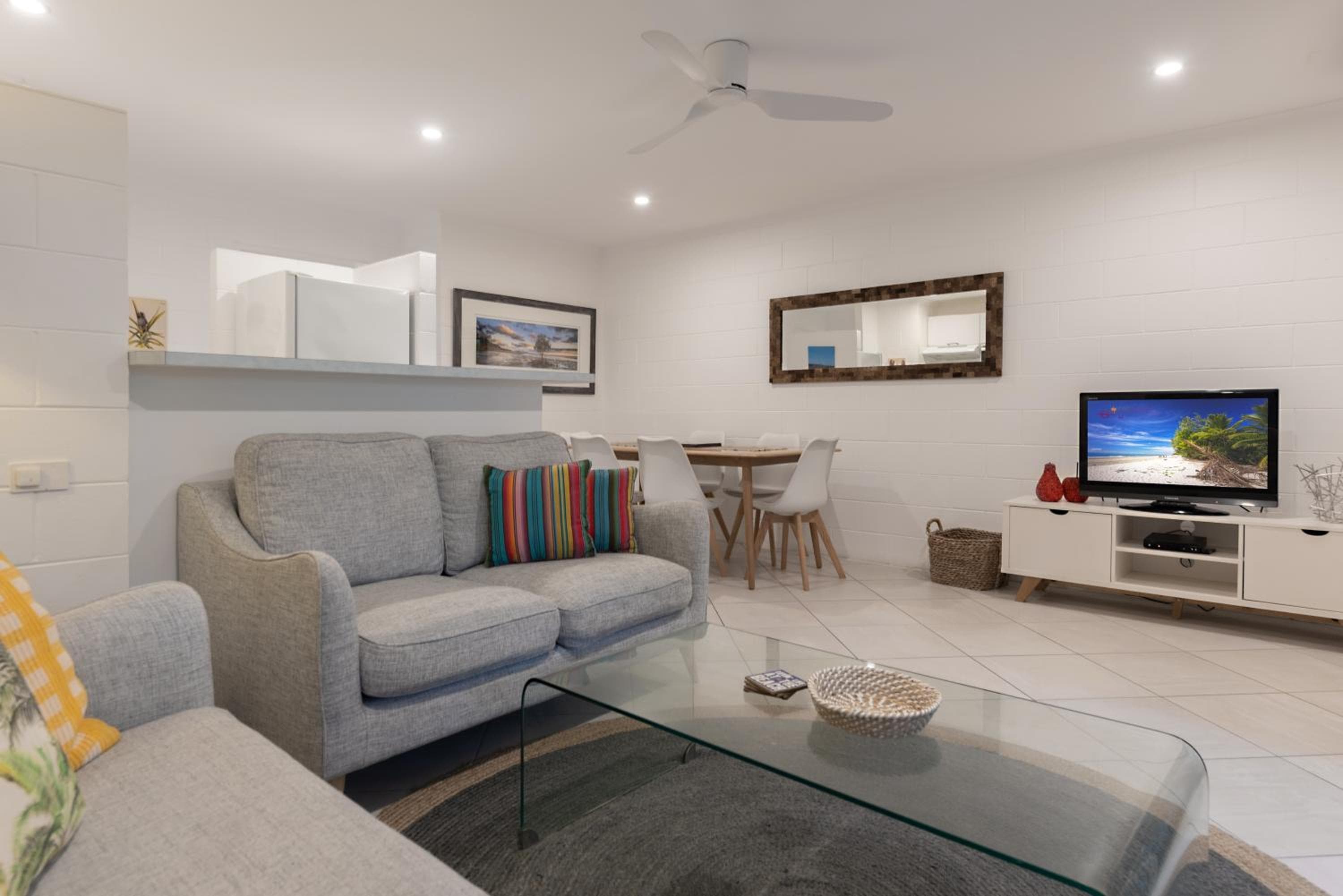 Lychee Tree Holiday Apartments, Port Douglas, photo 3