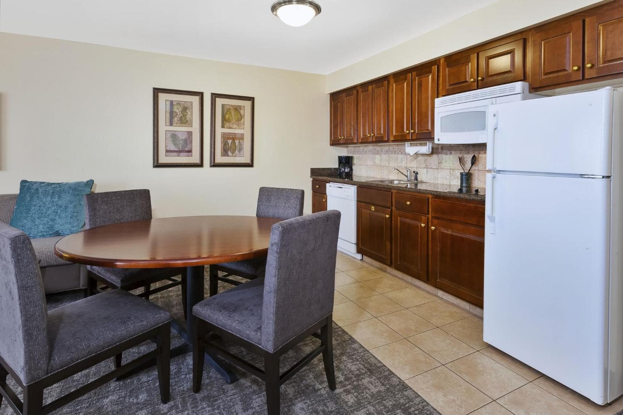 Staybridge Suites Lansing-Okemos by IHG, Okemos, photo 4