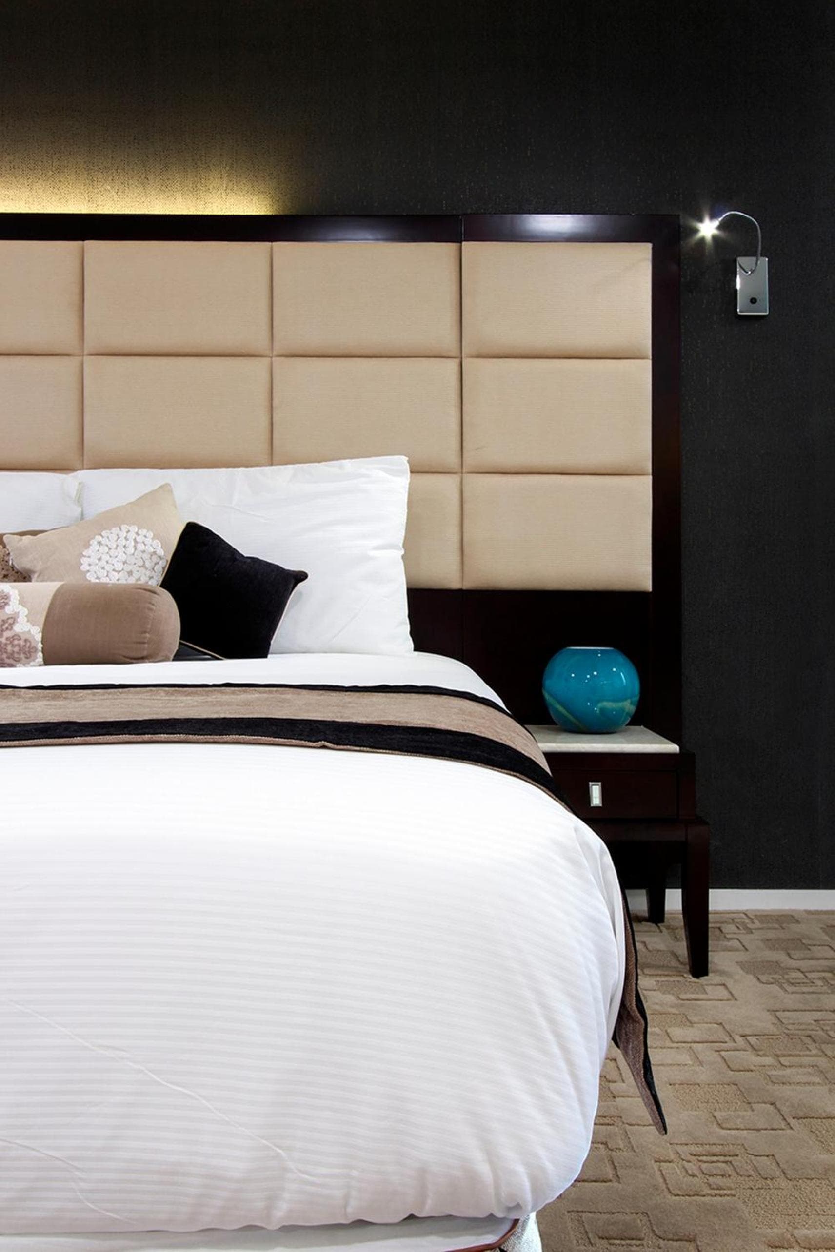 VR Queen Street Hotel & Suites, Auckland