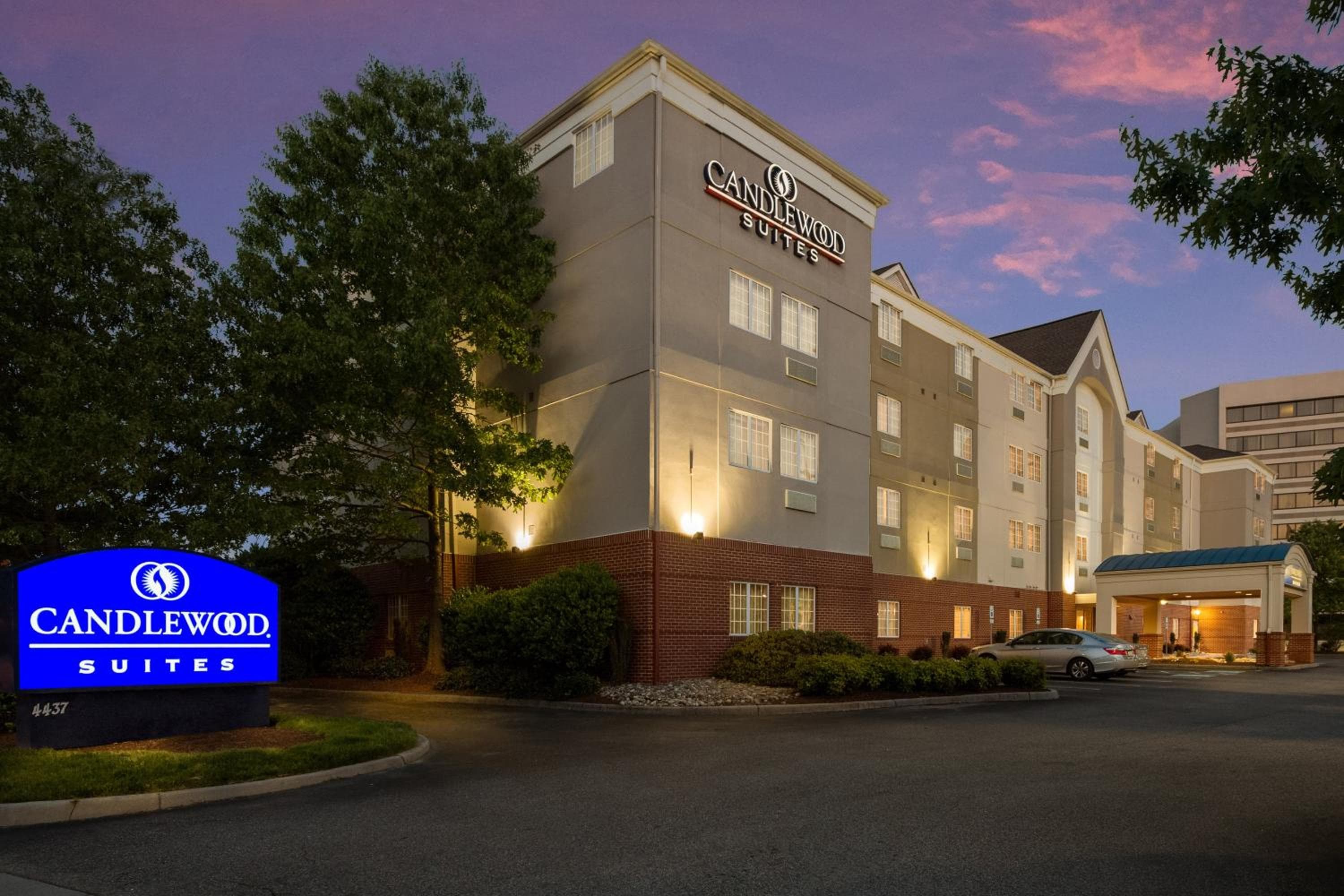 Candlewood Suites Virginia Beach Town Center by IHG, Virginia Beach