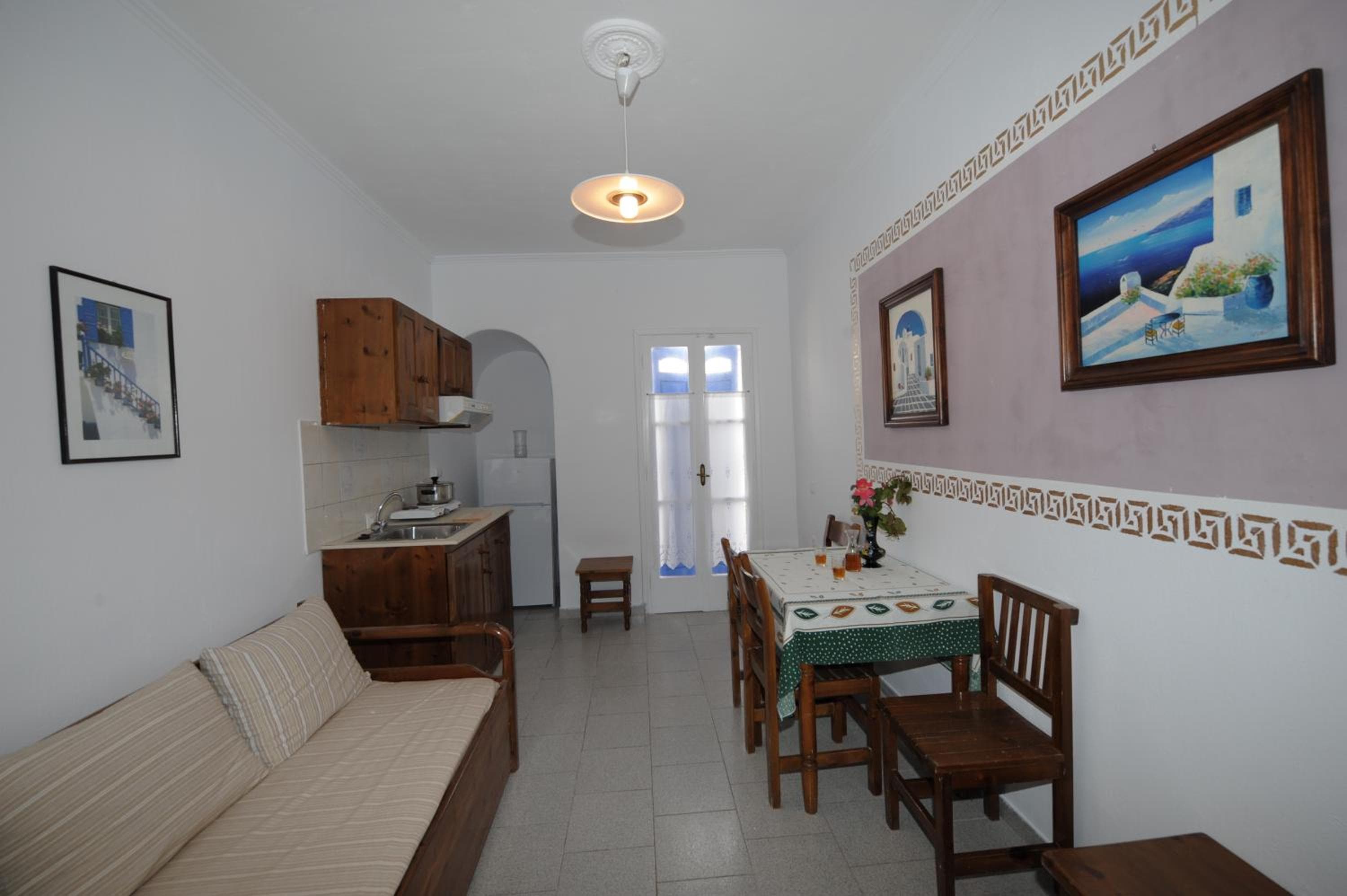 Orfeas Apartments, Kamari, photo 3