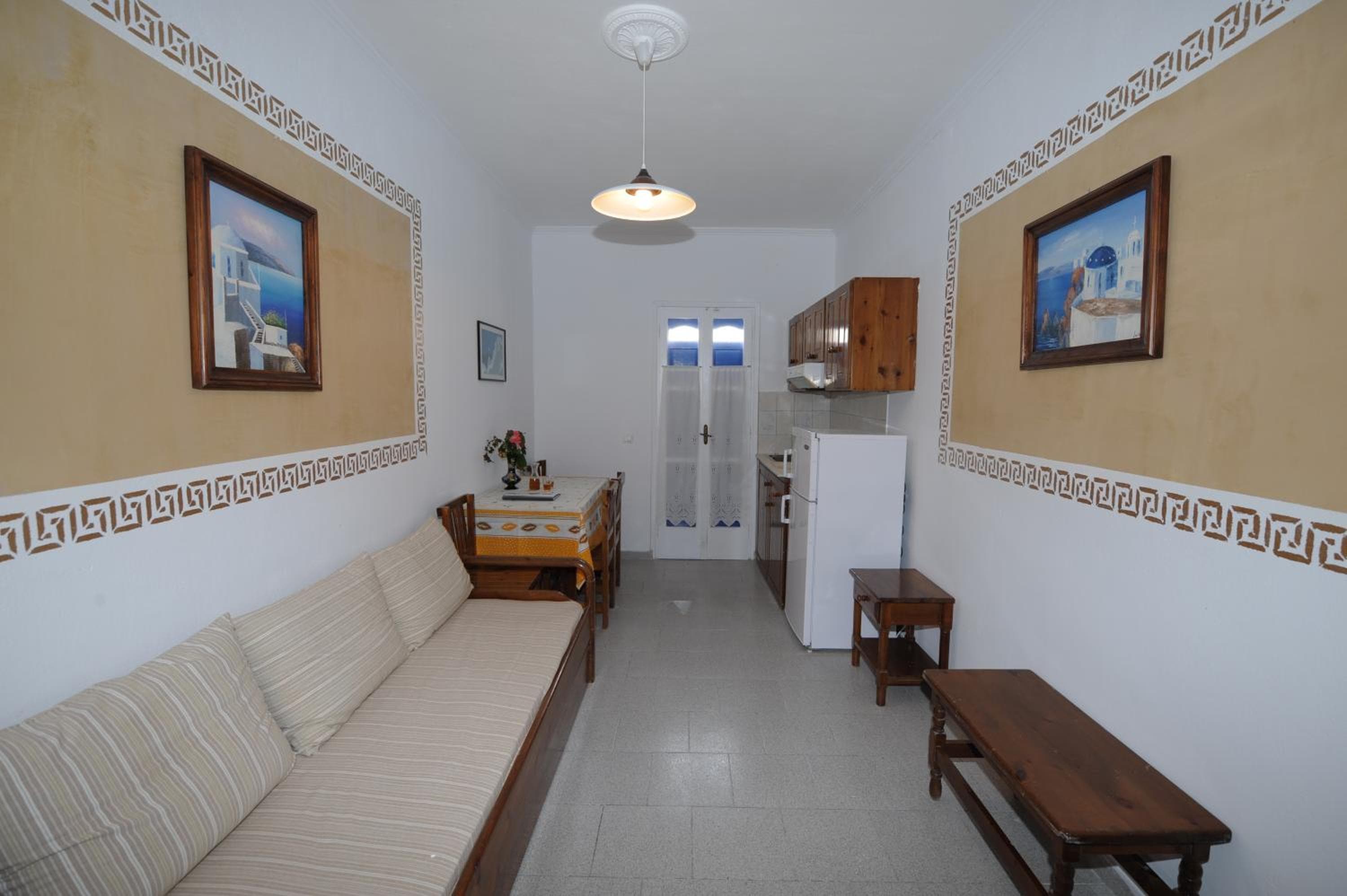 Orfeas Apartments, Kamari, photo 4