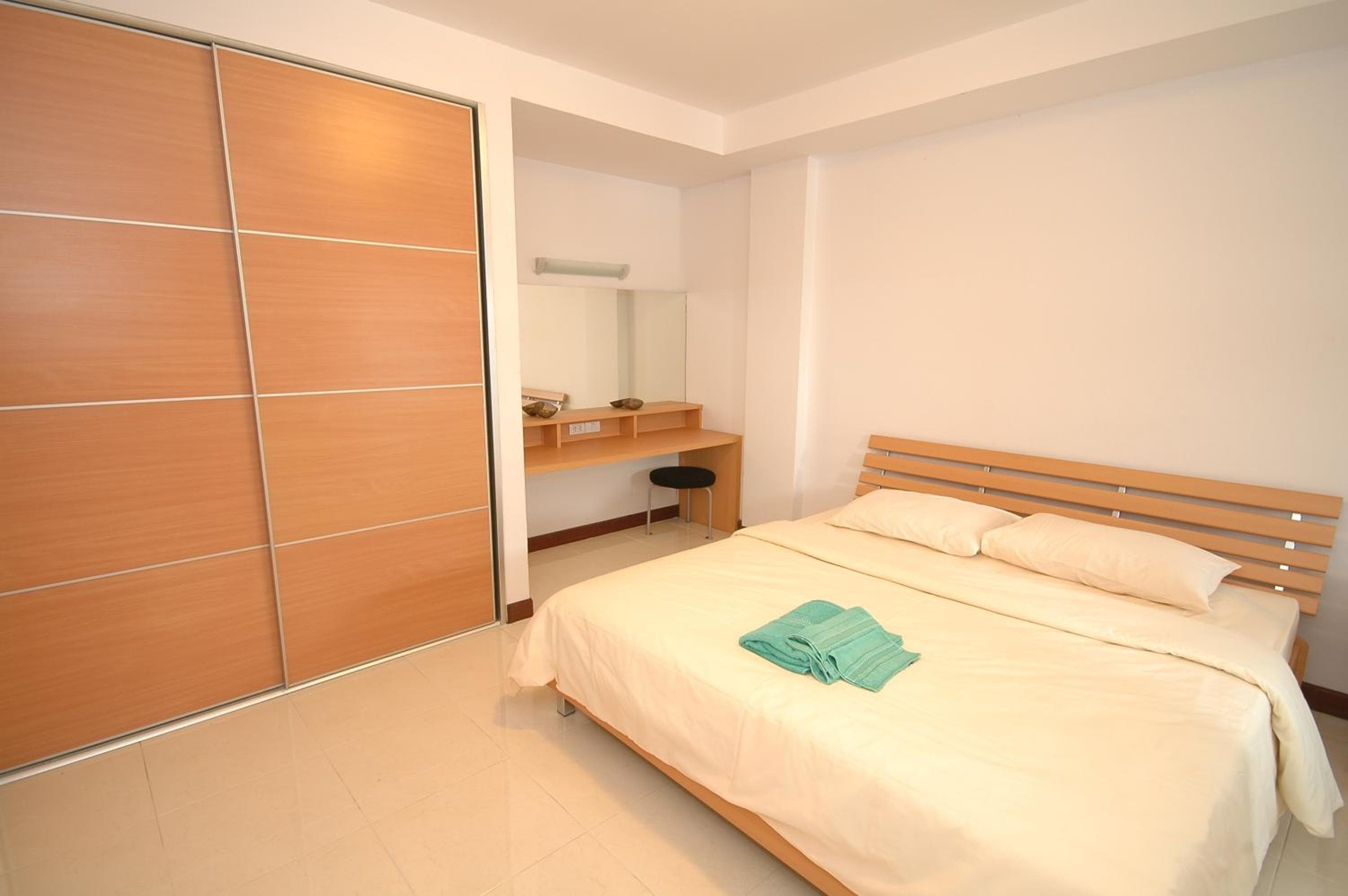 Rangsit Apartment II, Ban Talat Rangsit, photo 2