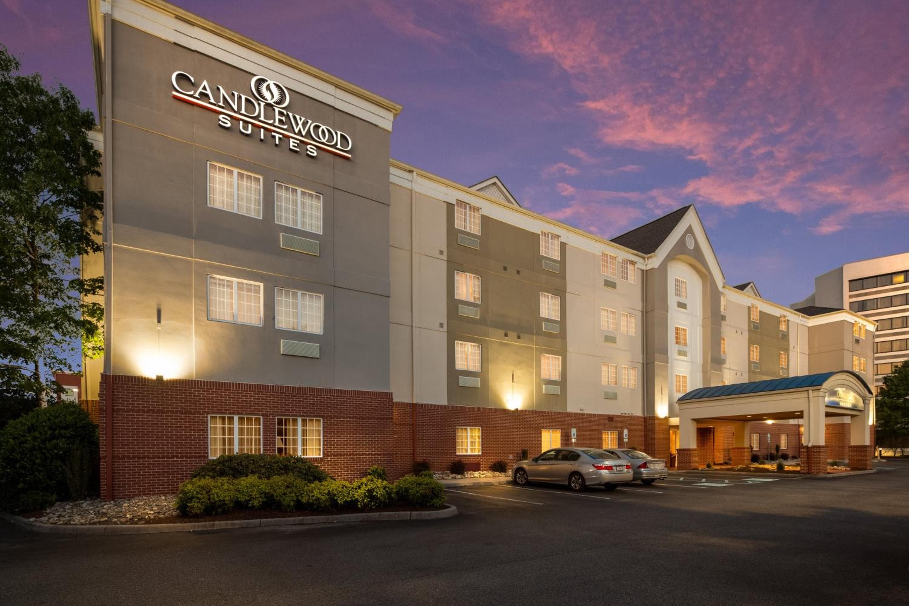 Candlewood Suites Virginia Beach Town Center by IHG, Virginia Beach, photo 6