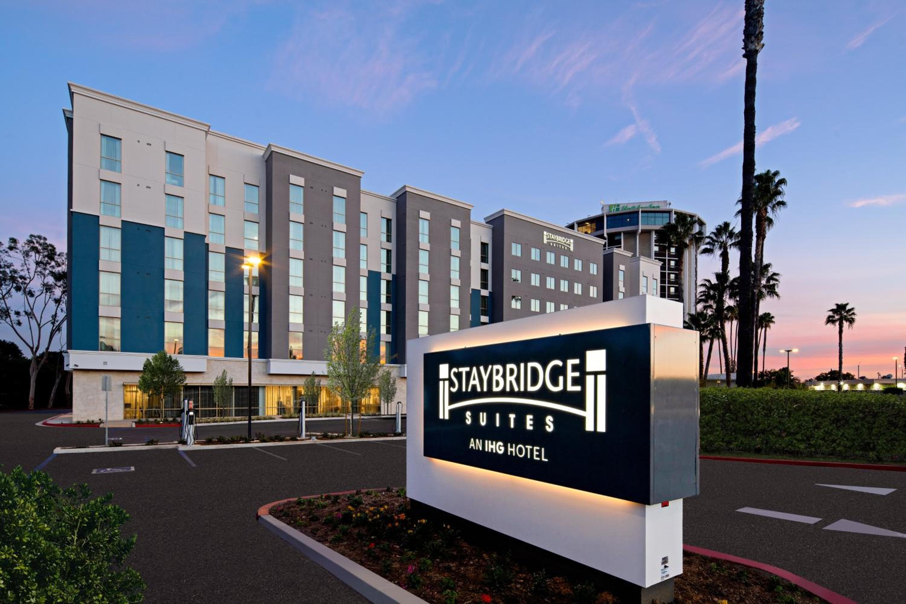 Staybridge Suites - Long Beach Airport by IHG, Long Beach