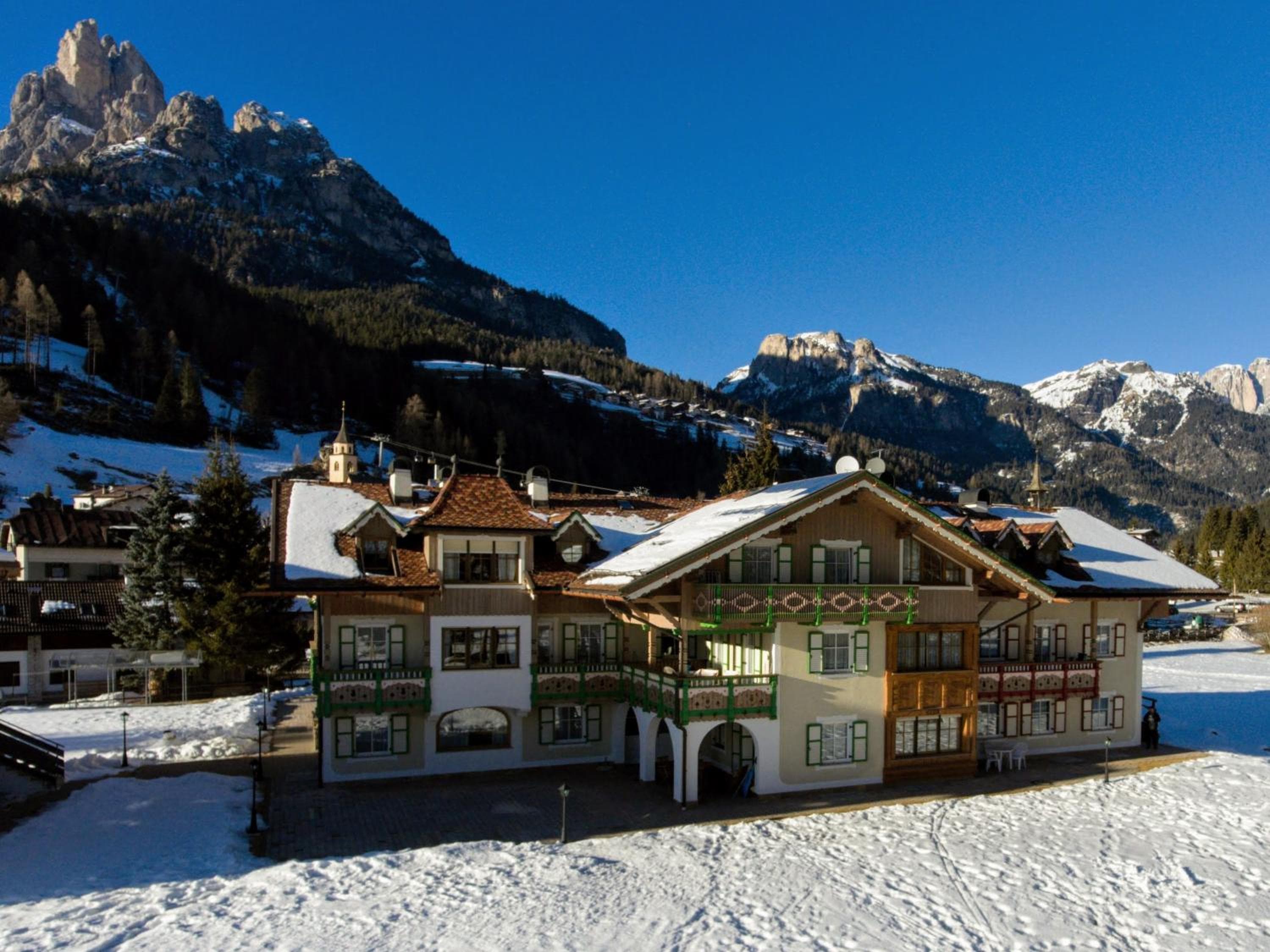 Residence Holiday, Pozza di Fassa
