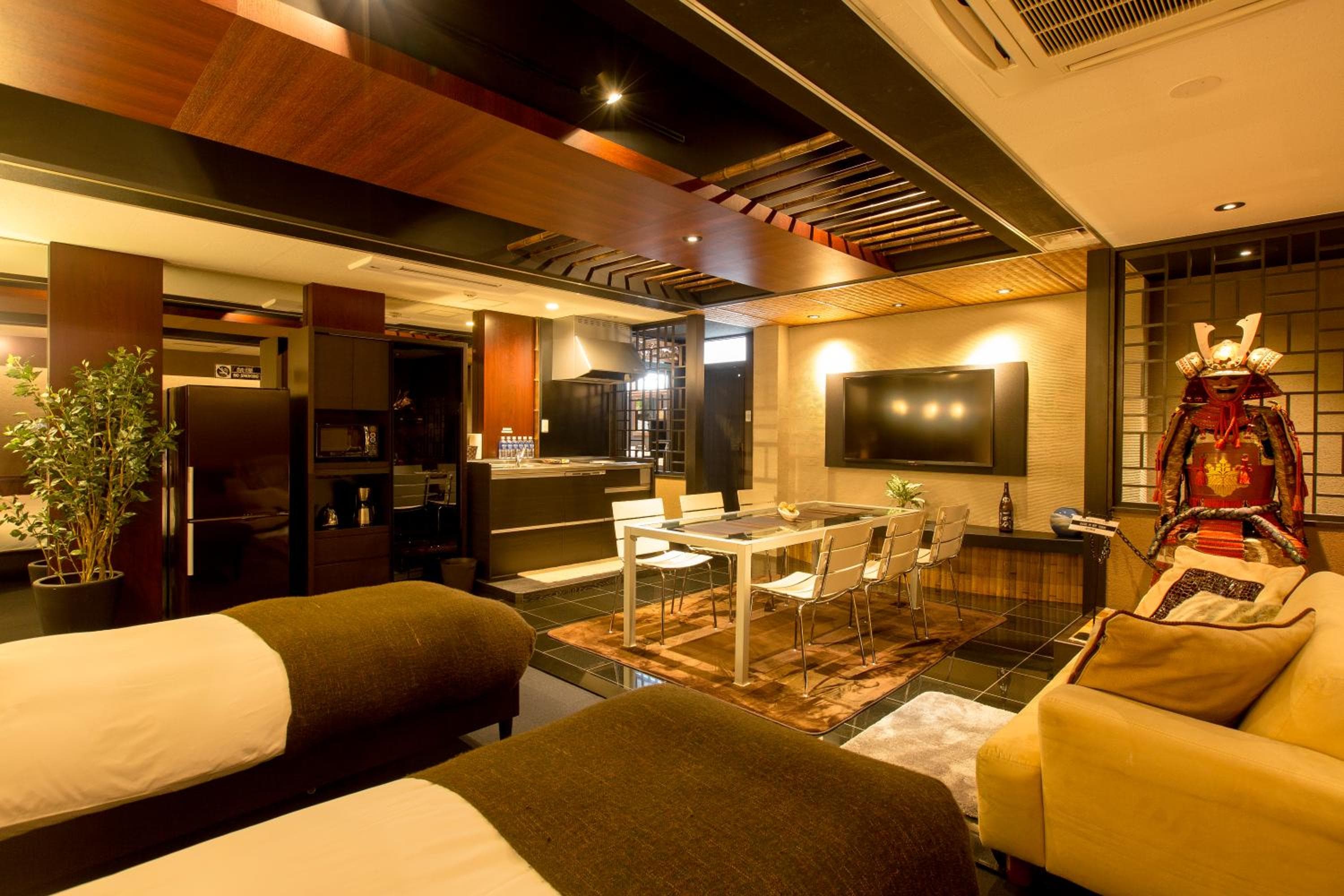 R&Run Kyoto Serviced Apartment & Suites, Kyoto, photo 2