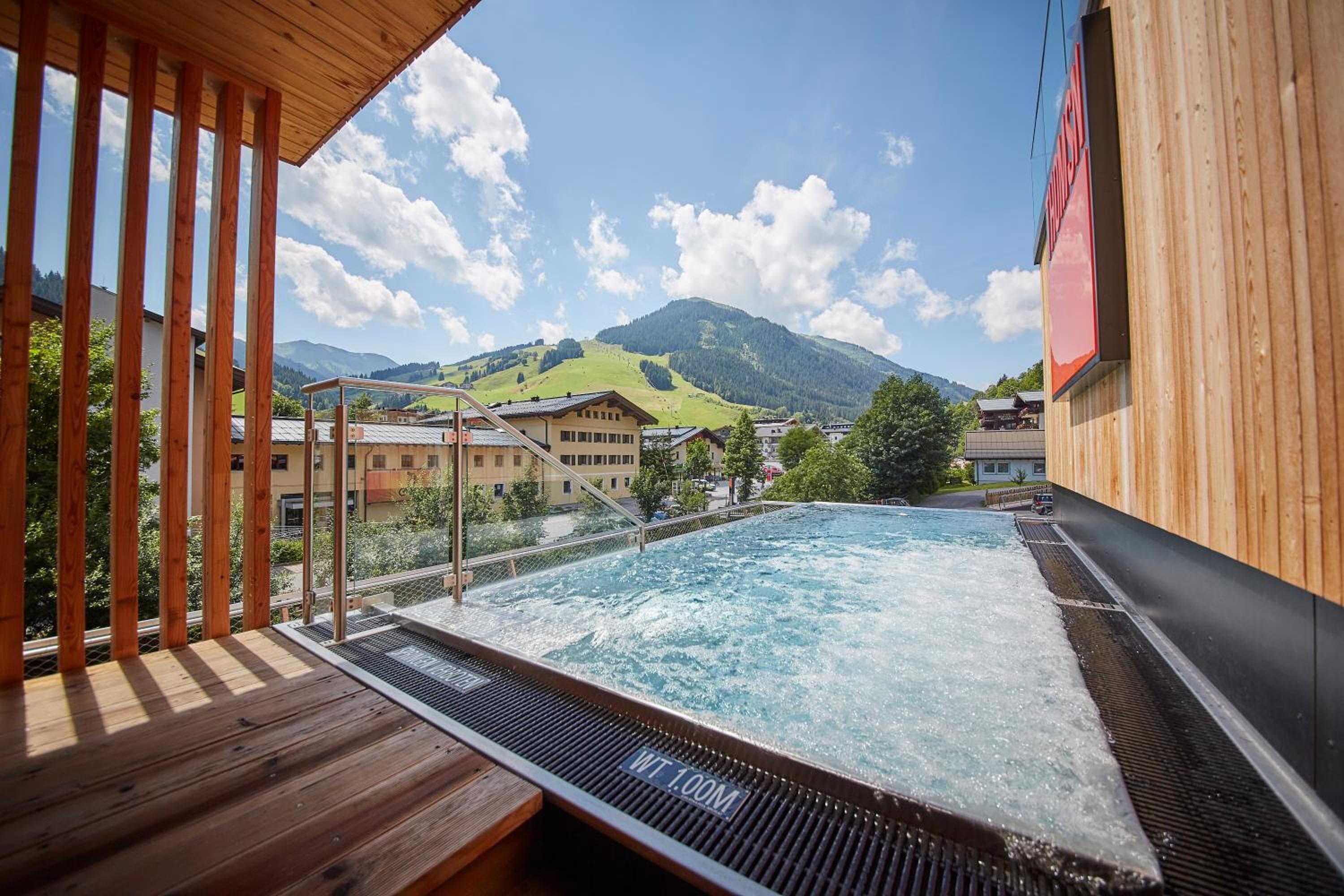 THOMSN Central Hotel & Appartements, Saalbach Hinterglemm, photo 6
