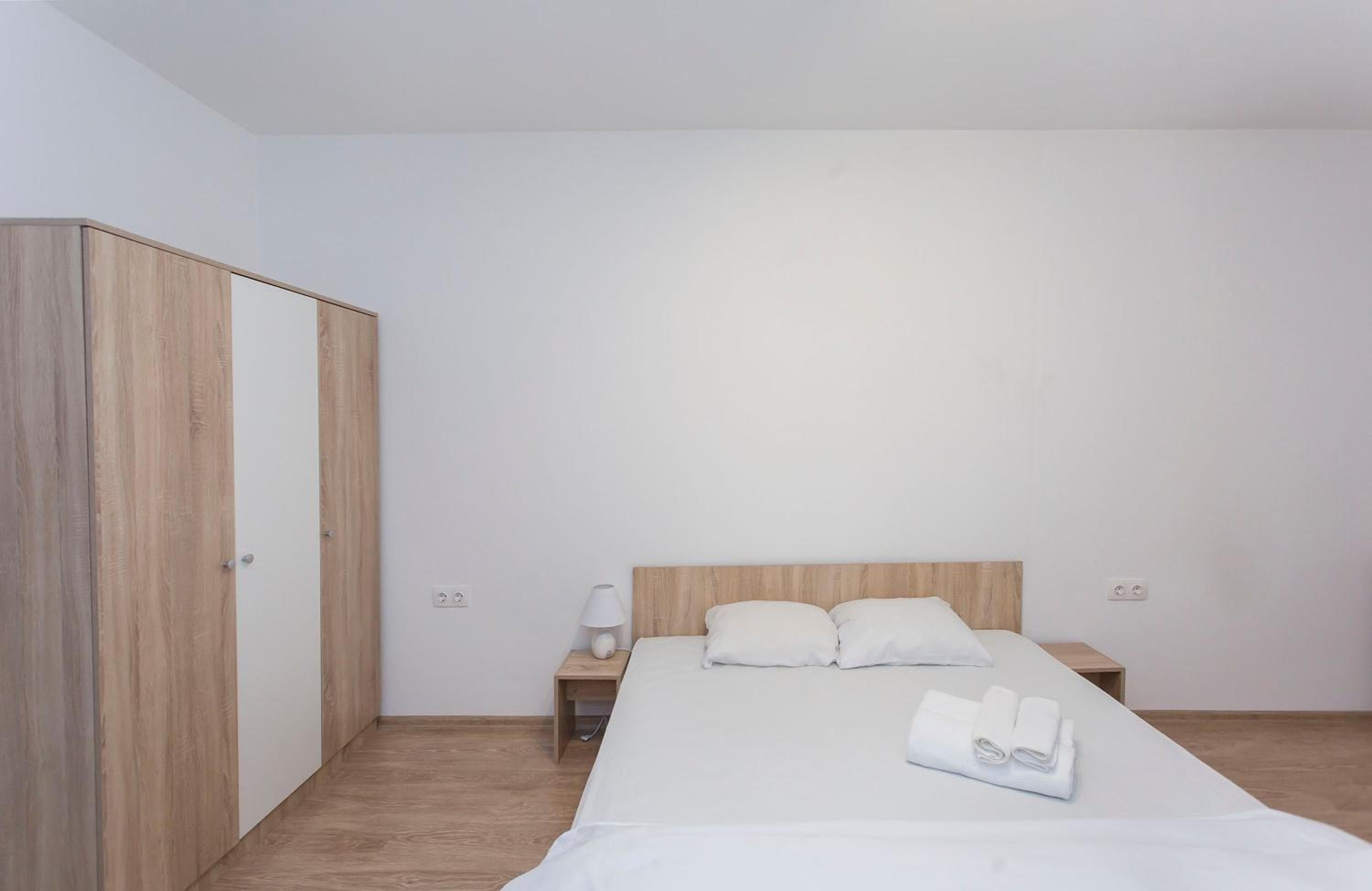 Modern and Bright Apartments near Center - FREE PARKING, Sofia, photo 4