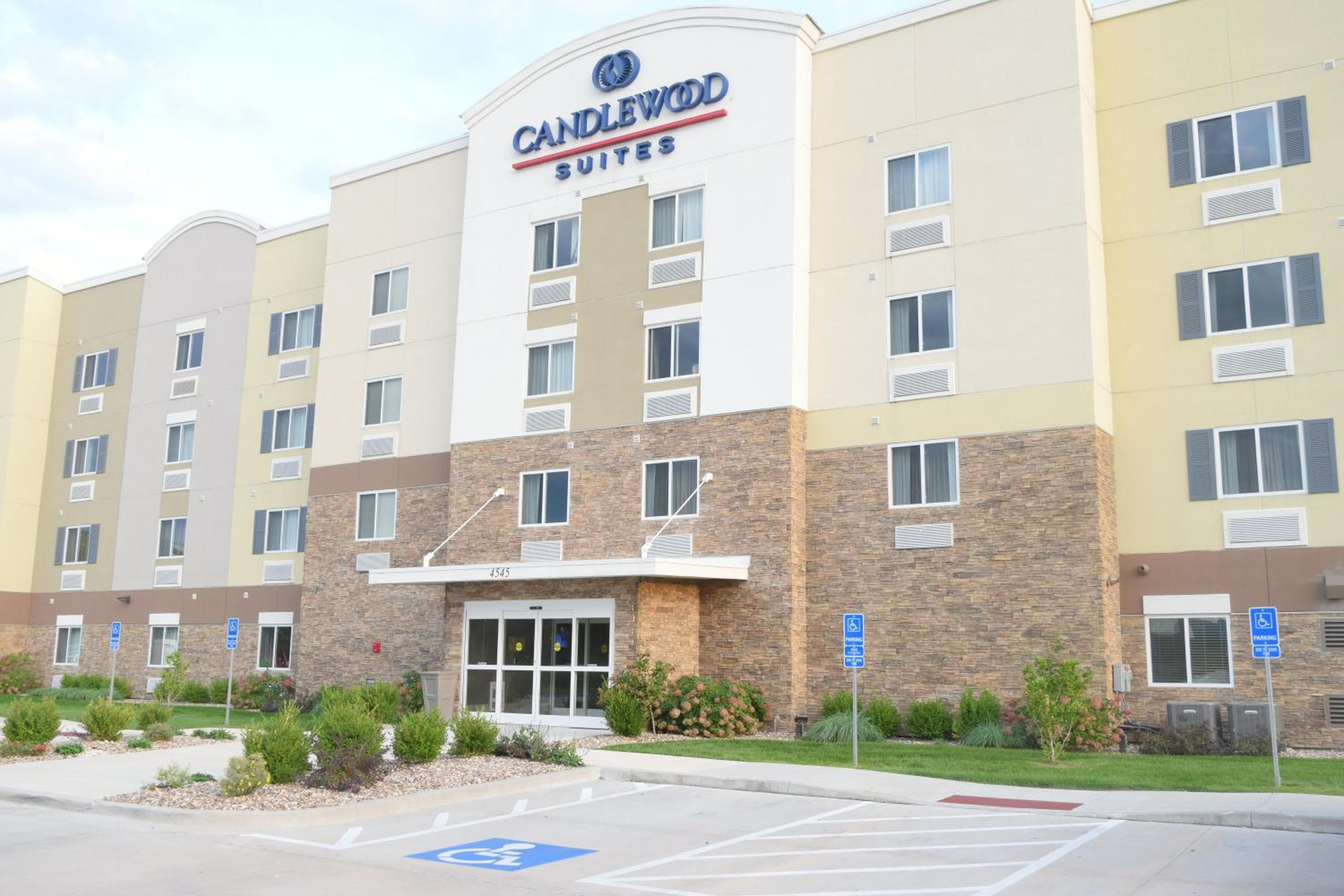 Candlewood Suites Independence by IHG, Selsa