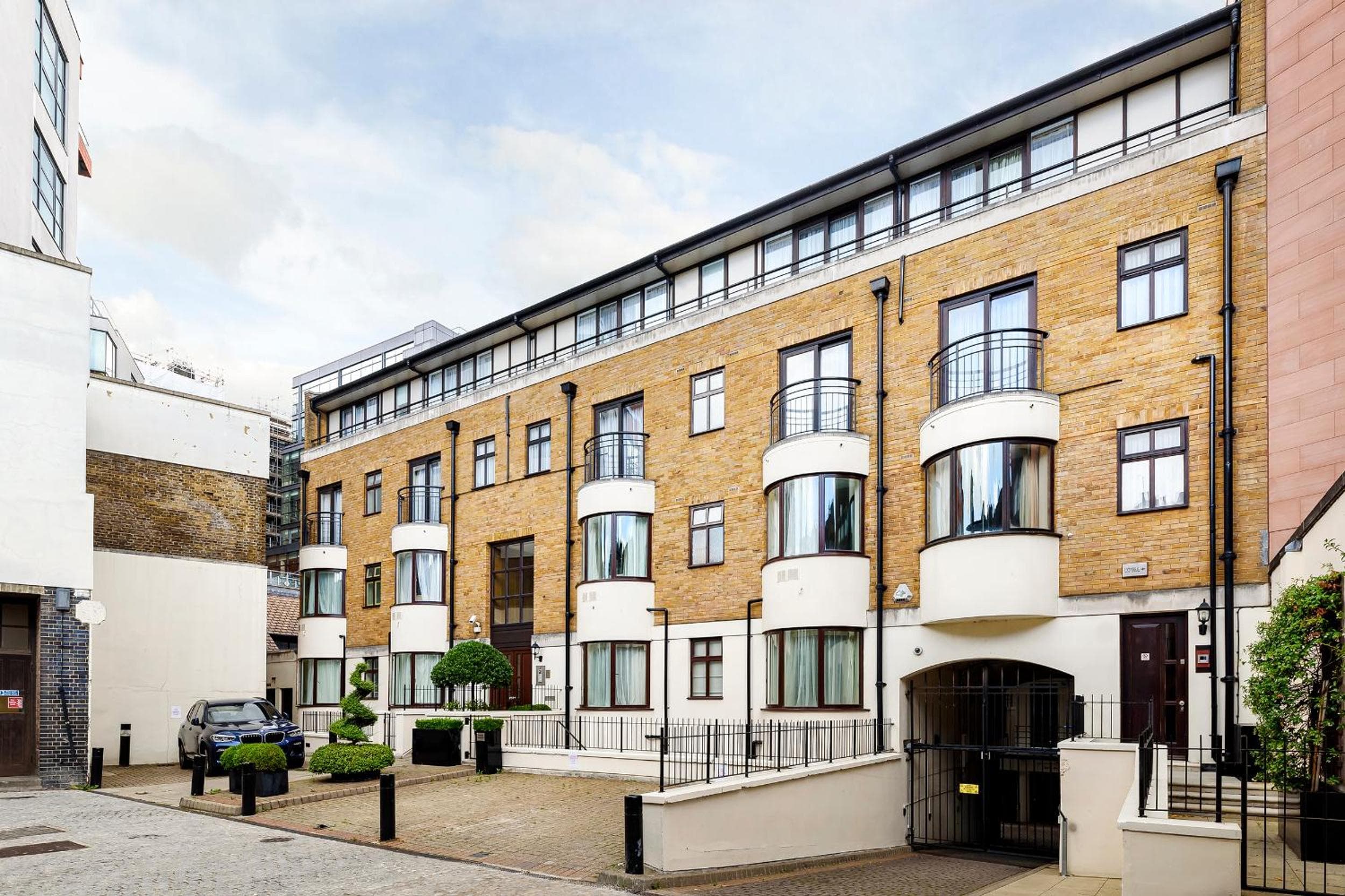 Cheval Knightsbridge, London