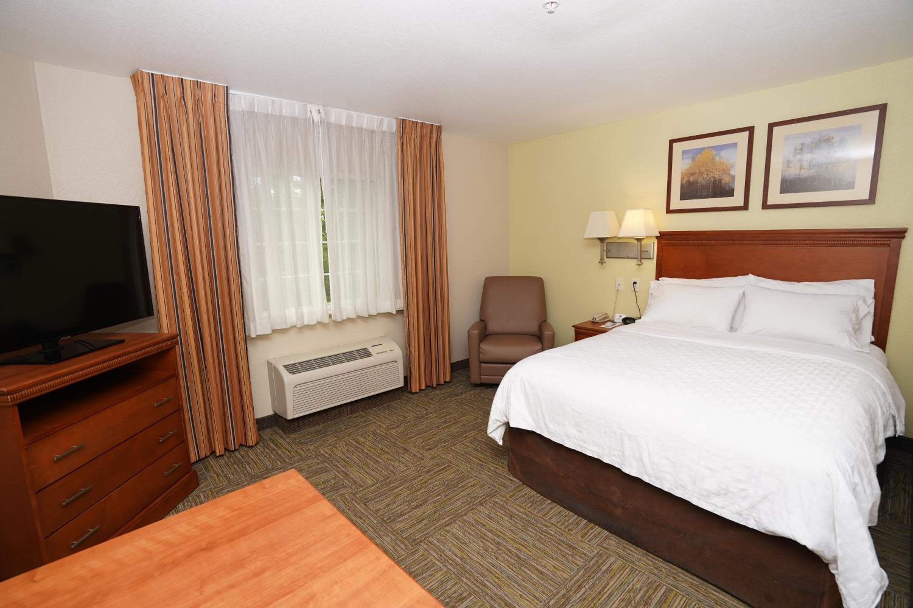 Candlewood Suites Boise - Towne Square by IHG, Boise, photo 5
