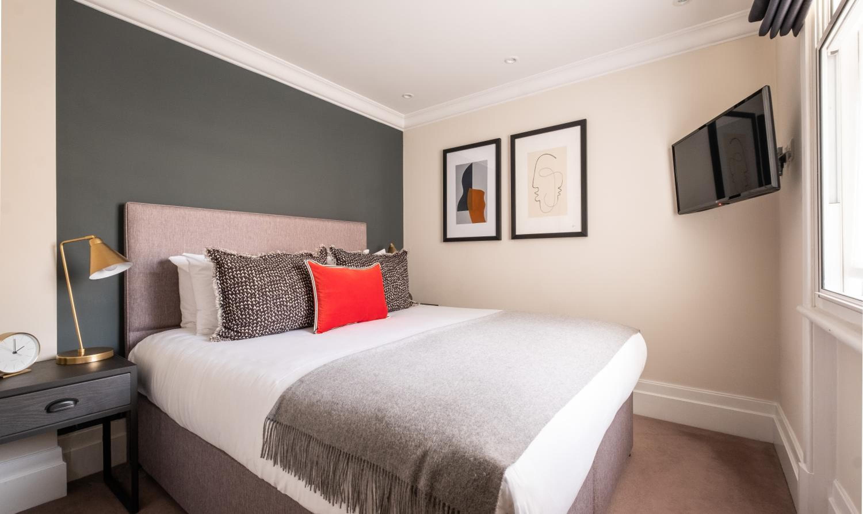 Hotel room at Native Mayfair