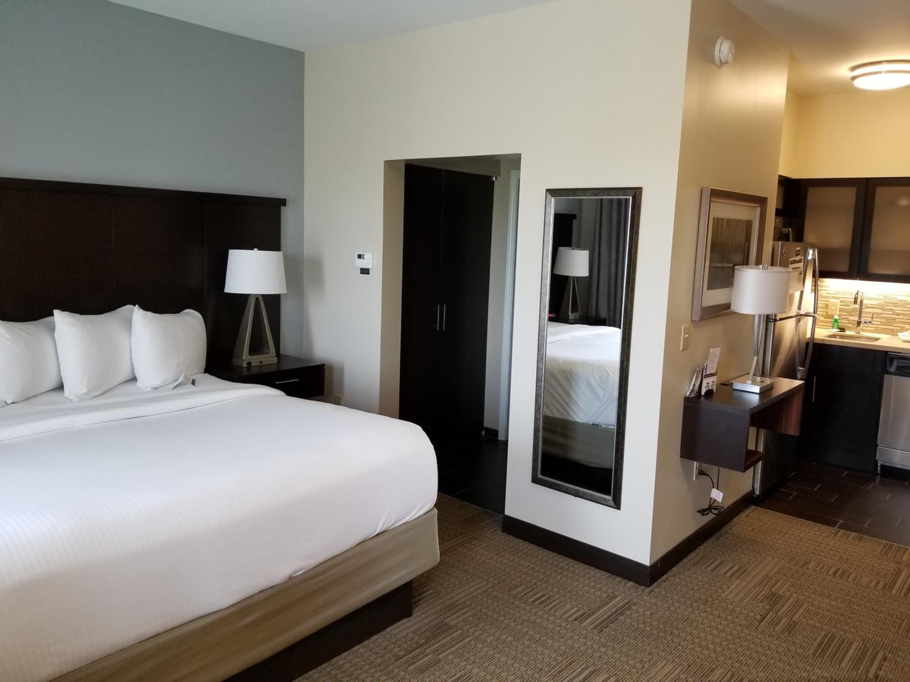 Staybridge Suites Toledo - Rossford - Perrysburg by IHG, Rossford, photo 4