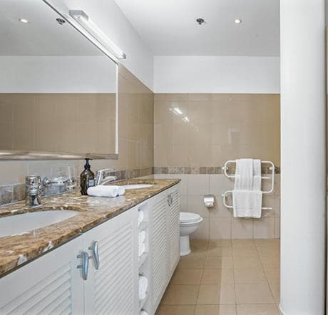 Spacious 3-Bed Waterfront Apartment, Auckland, photo 5