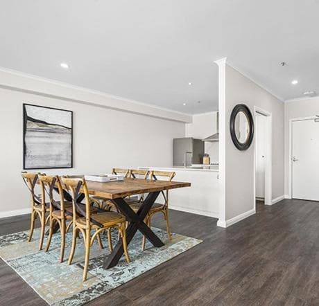 Spacious 3-Bed Waterfront Apartment, Auckland, photo 3