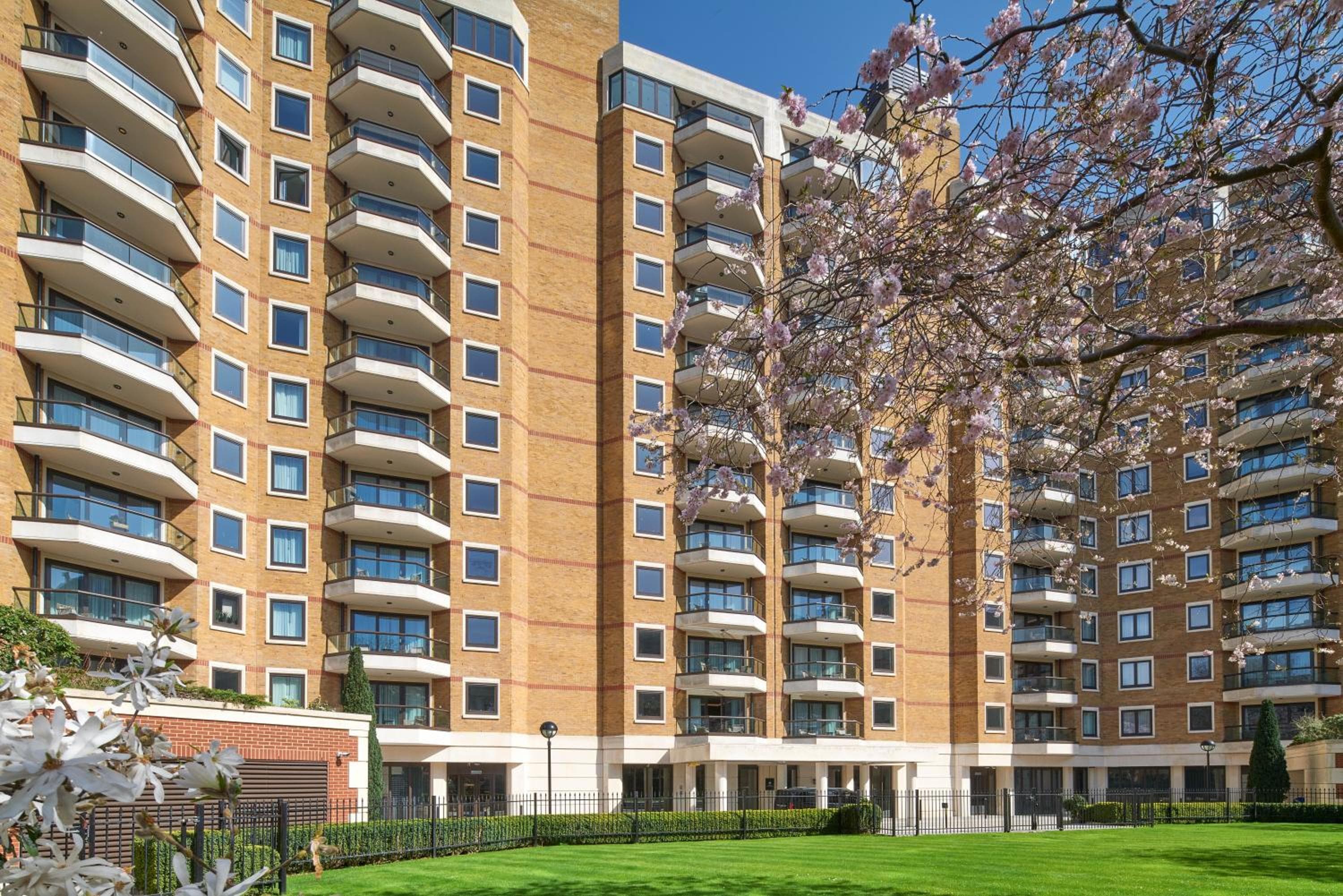 Cheval Gloucester Park at Kensington, London