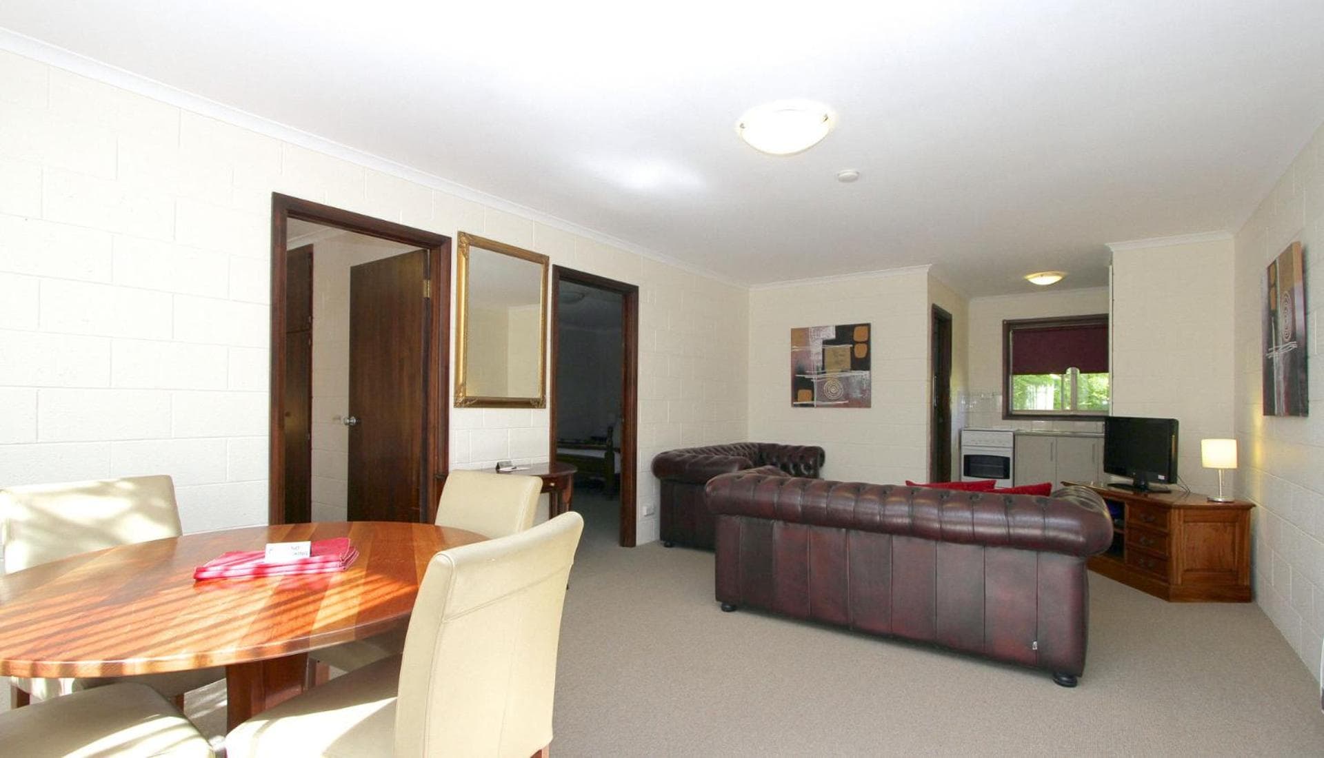 Grosvenor Court Apartments, Hobart, photo 5