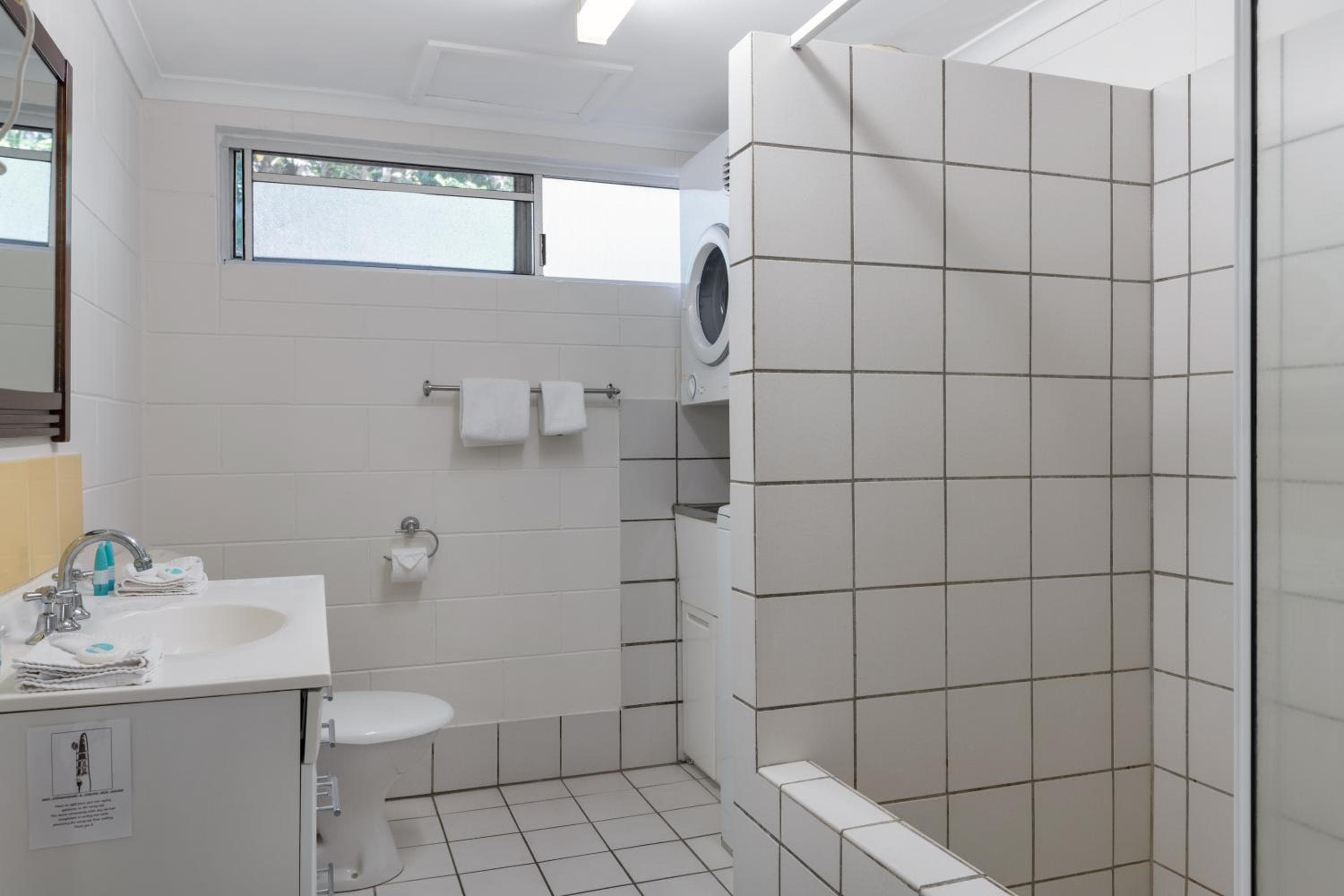 Lychee Tree Holiday Apartments, Port Douglas, photo 6