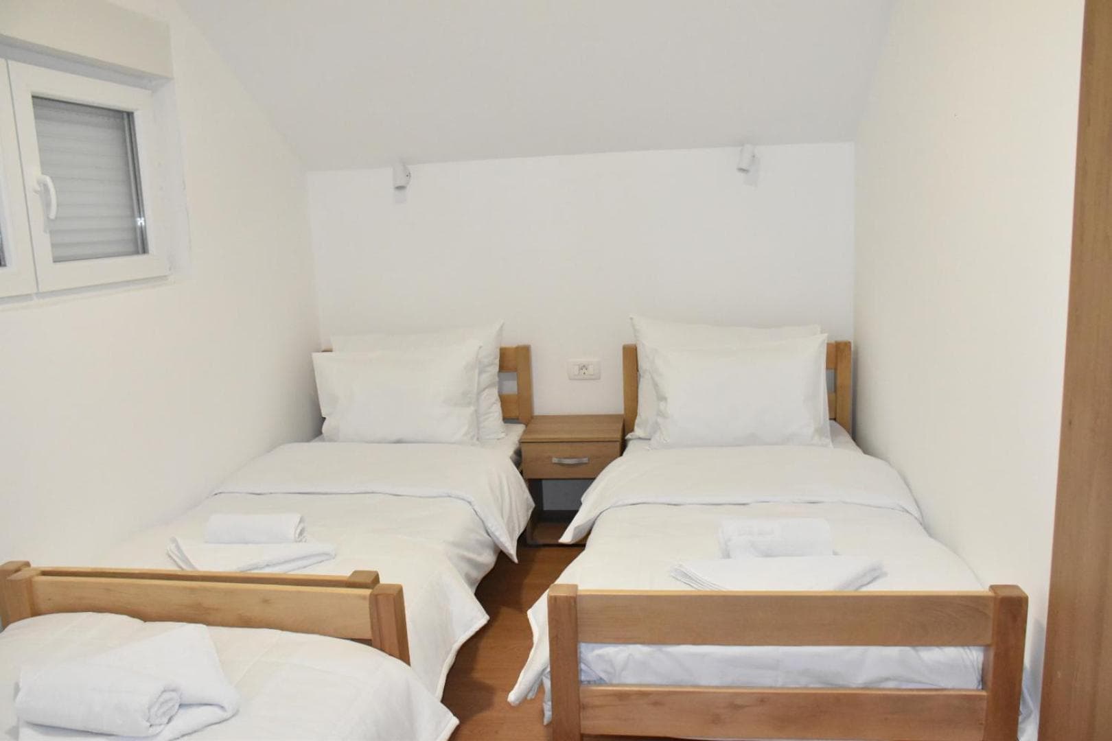 OSTROG Aparthotel KOLIBA-VLASTNIŠTVO MANASTIRA OSTROG, Nikšić, photo 4